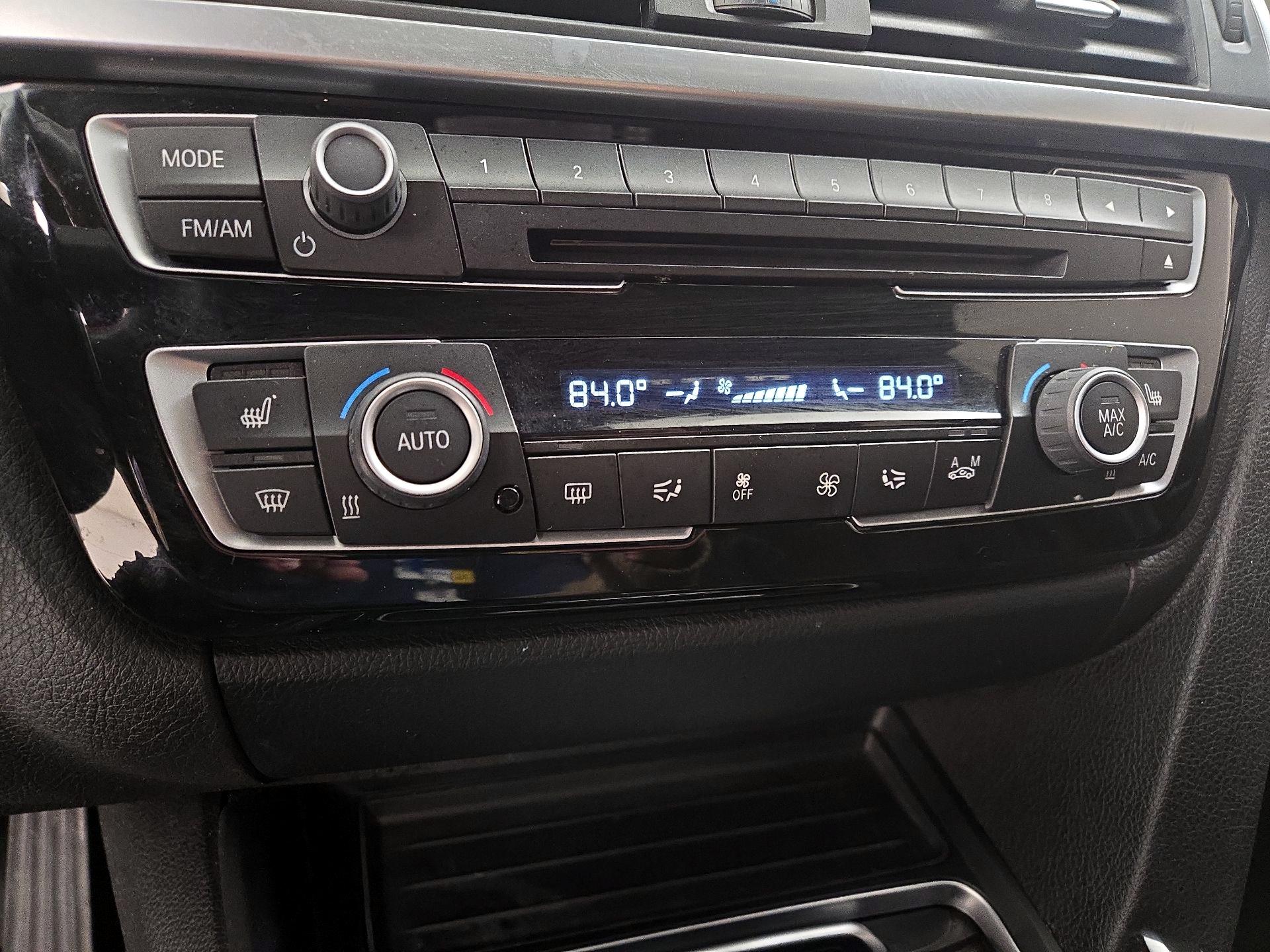 Thumbnail: 2018 BMW 3 Series - 17