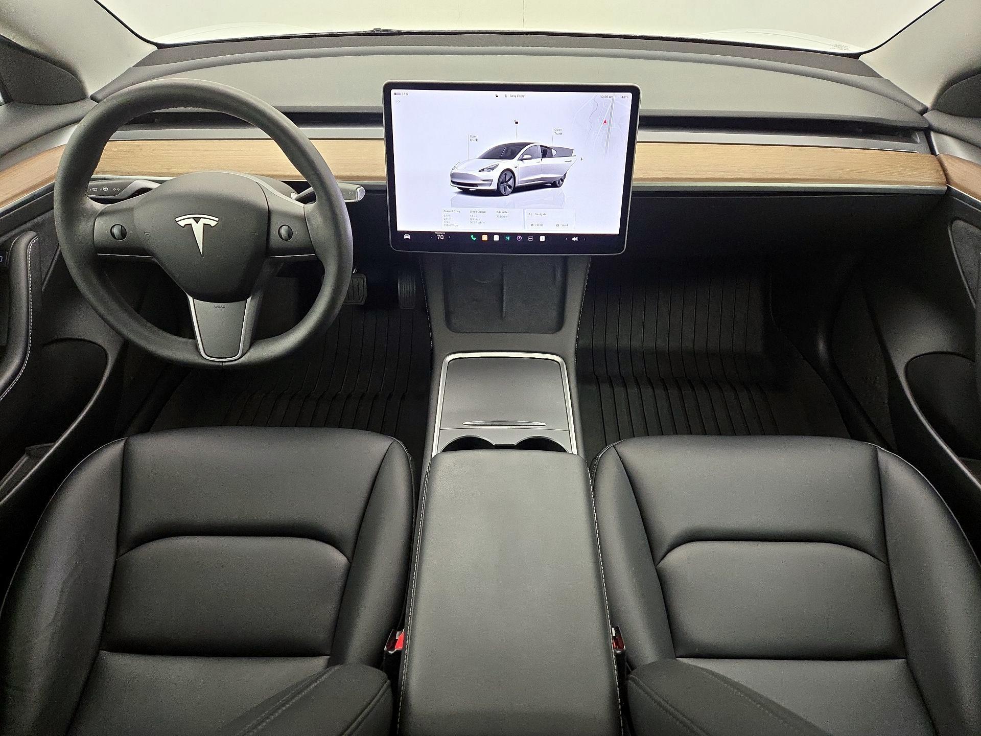 Thumbnail: 2023 Tesla Model 3 - 9