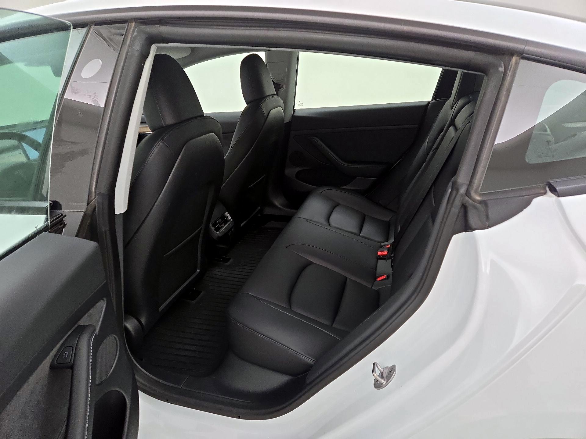 Thumbnail: 2023 Tesla Model 3 - 20