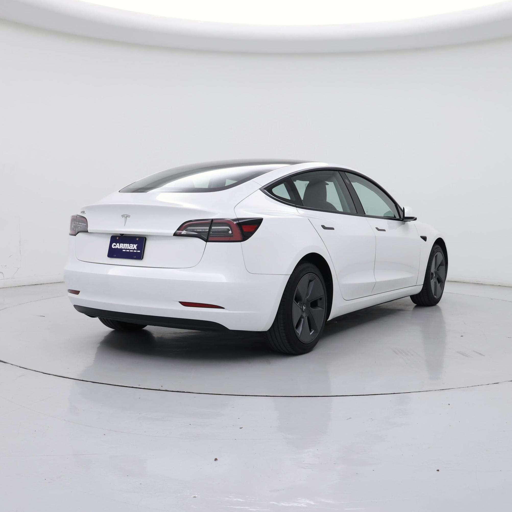 Thumbnail: 2023 Tesla Model 3 - 8