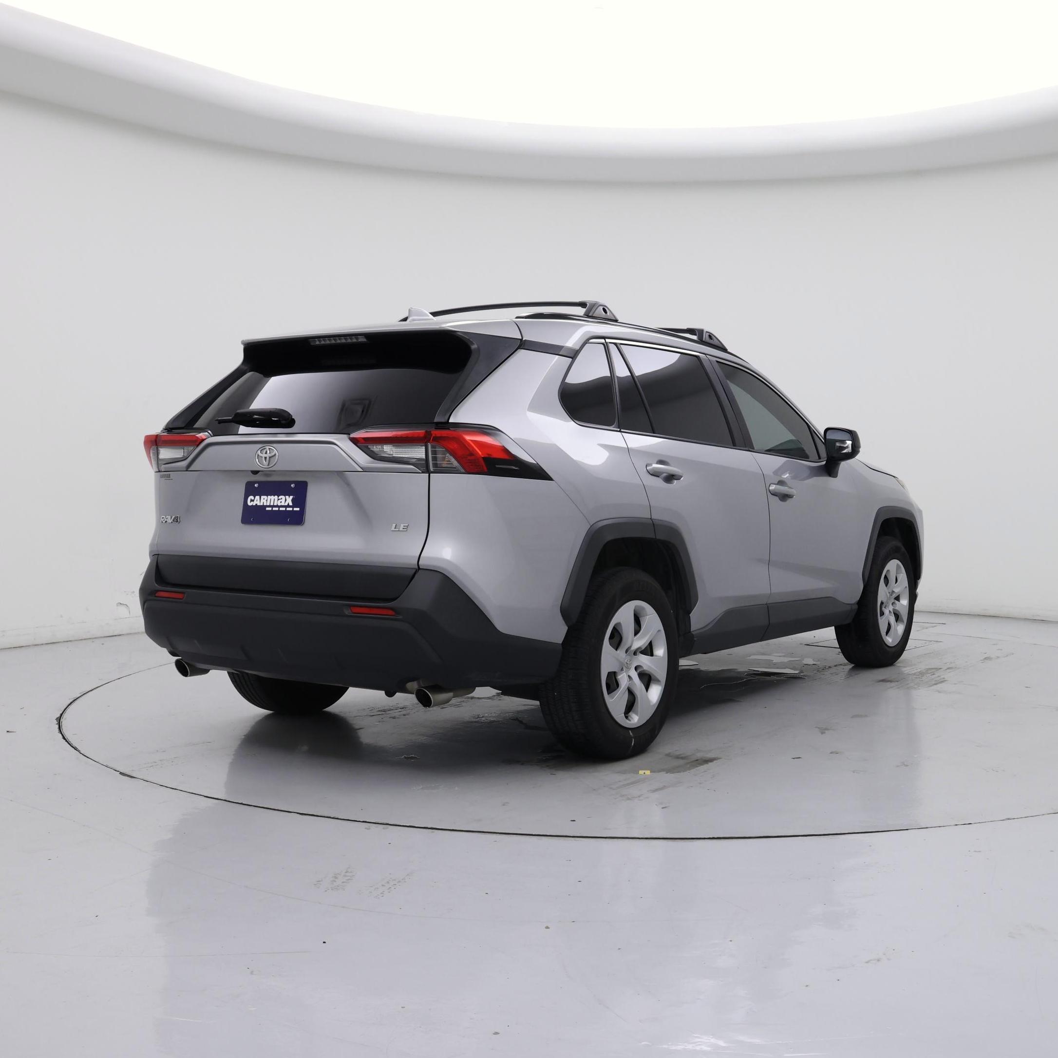 Thumbnail: 2019 Toyota RAV4 - 8