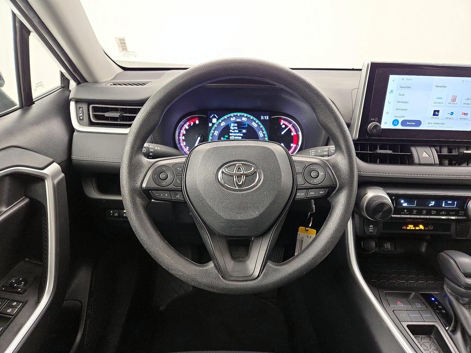 Thumbnail: 2023 Toyota RAV4 - 10