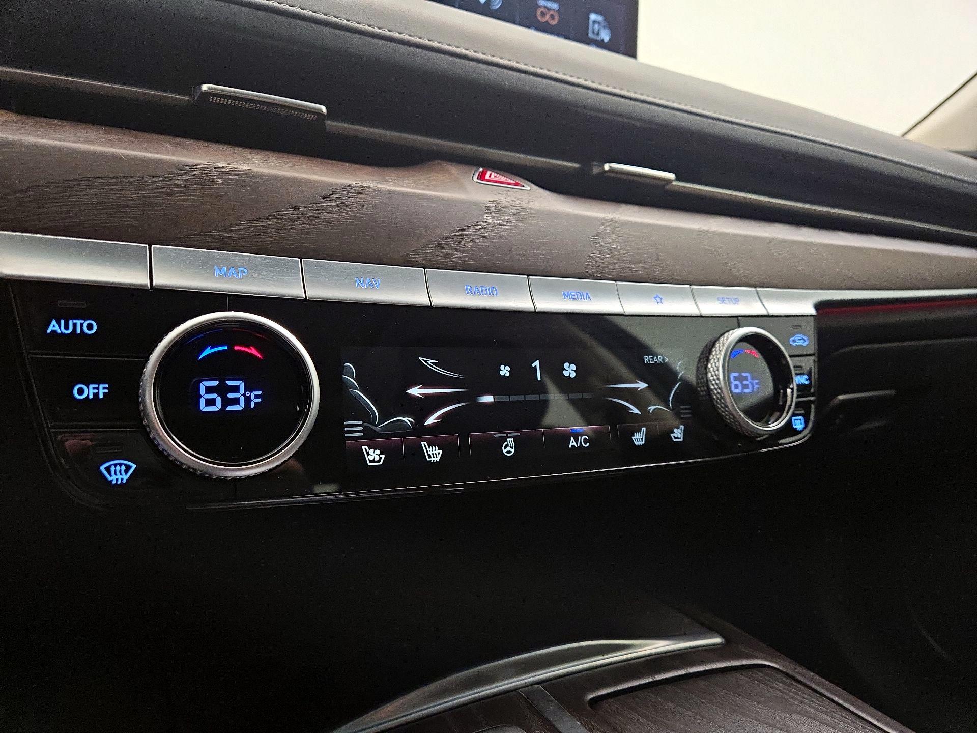 Thumbnail: 2022 Genesis G80 - 17