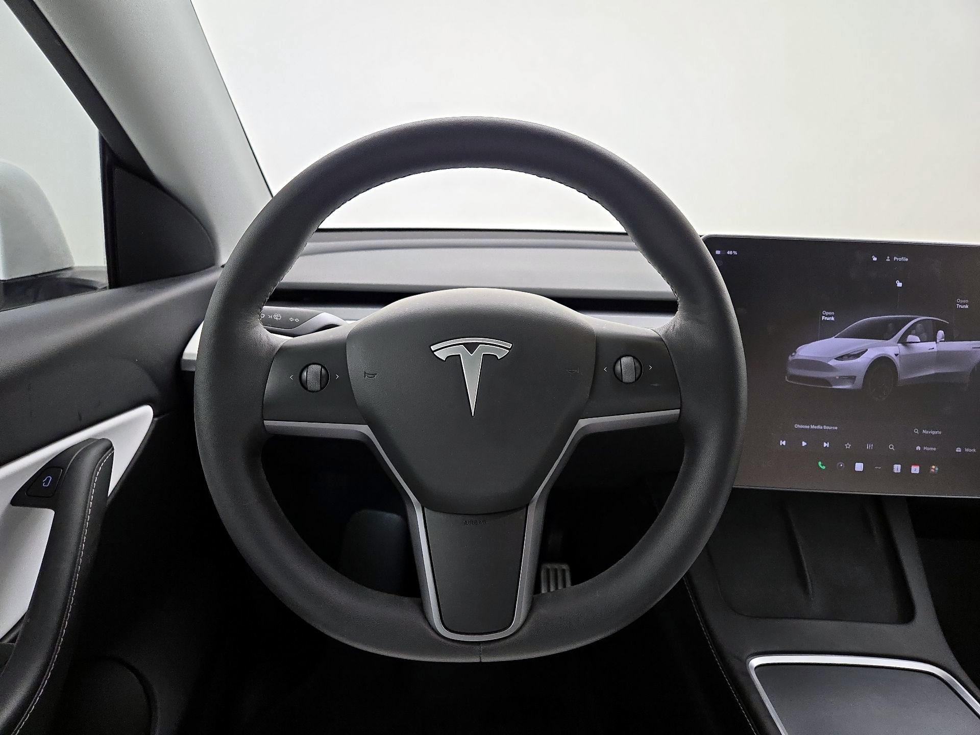 Thumbnail: 2022 Tesla Model Y - 10