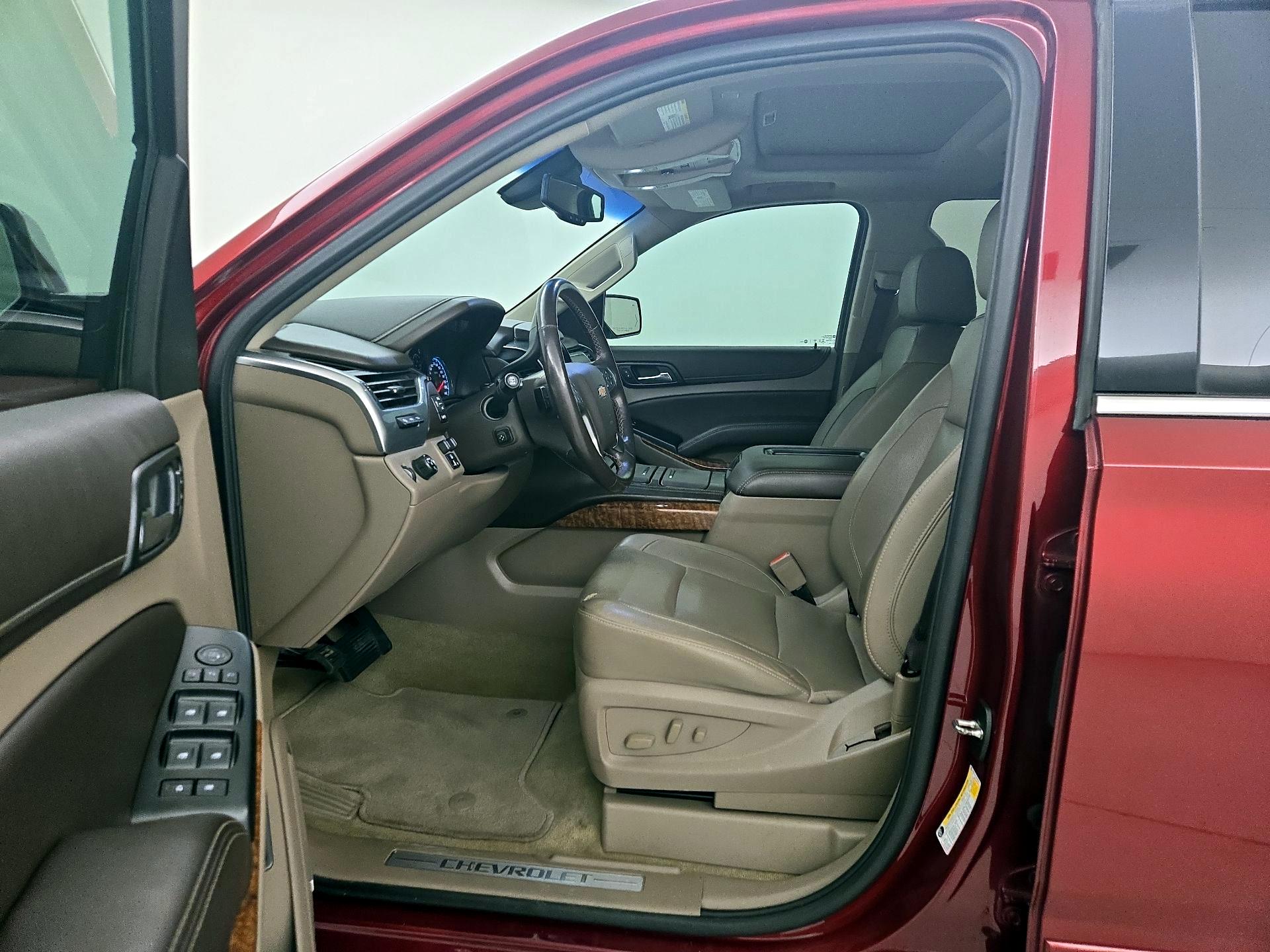 Thumbnail: 2018 Chevrolet Tahoe - 11