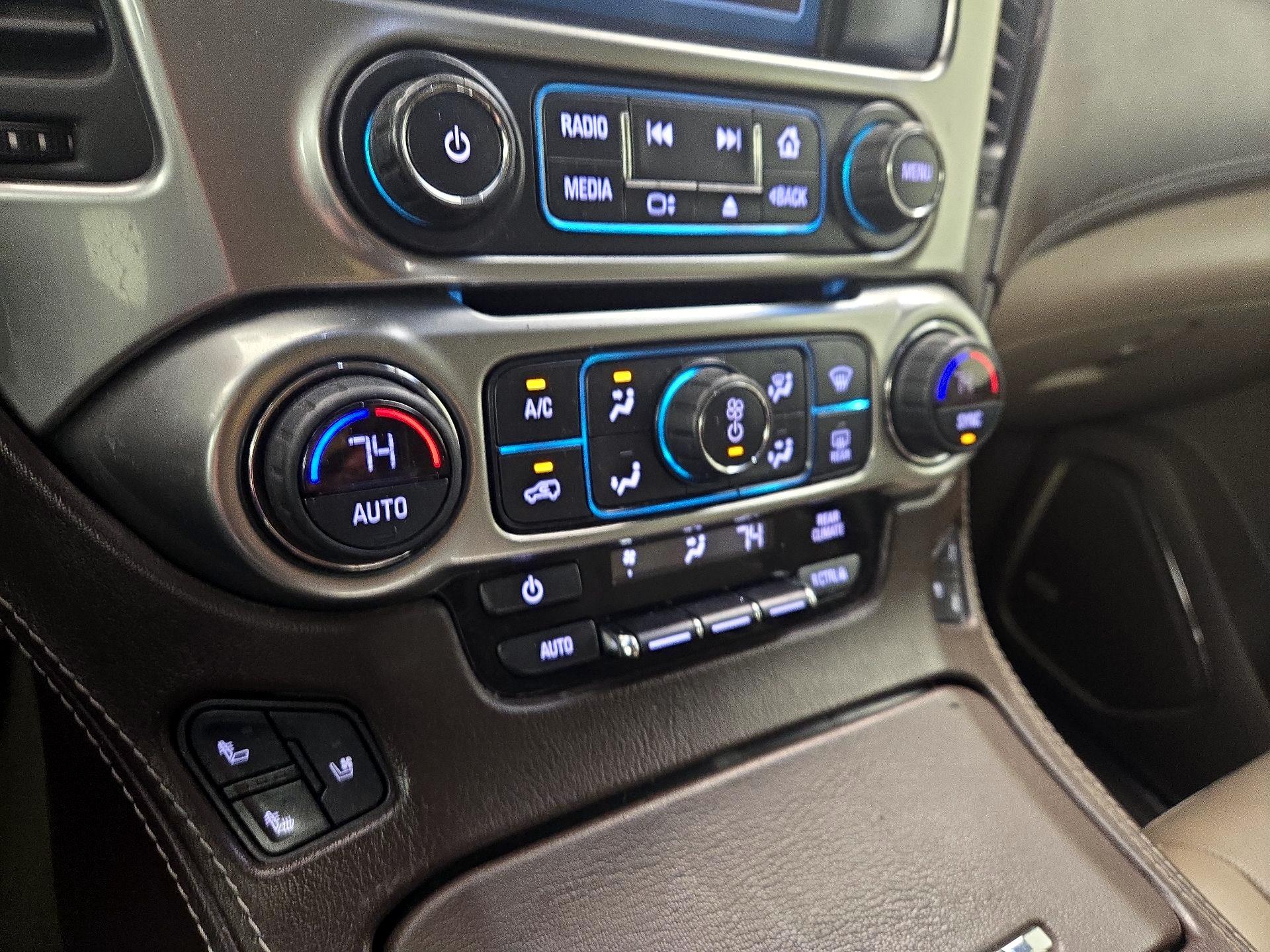 Thumbnail: 2018 Chevrolet Tahoe - 16