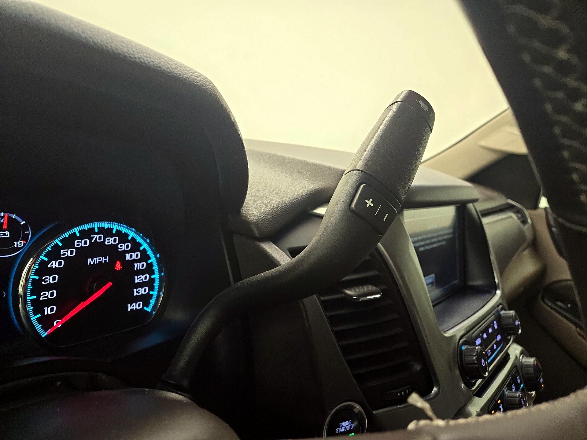 Thumbnail: 2018 Chevrolet Tahoe - 17