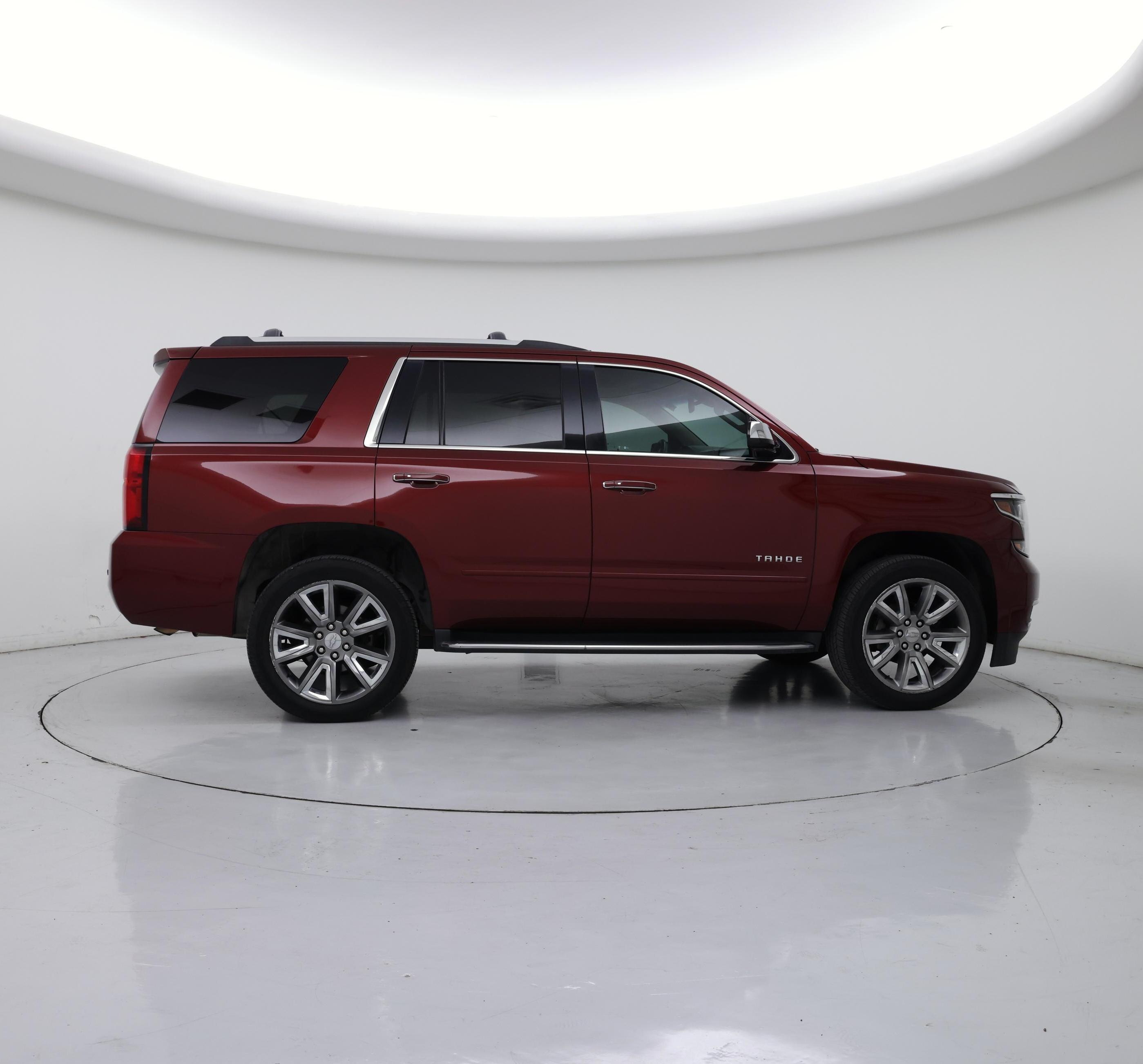 Thumbnail: 2018 Chevrolet Tahoe - 7