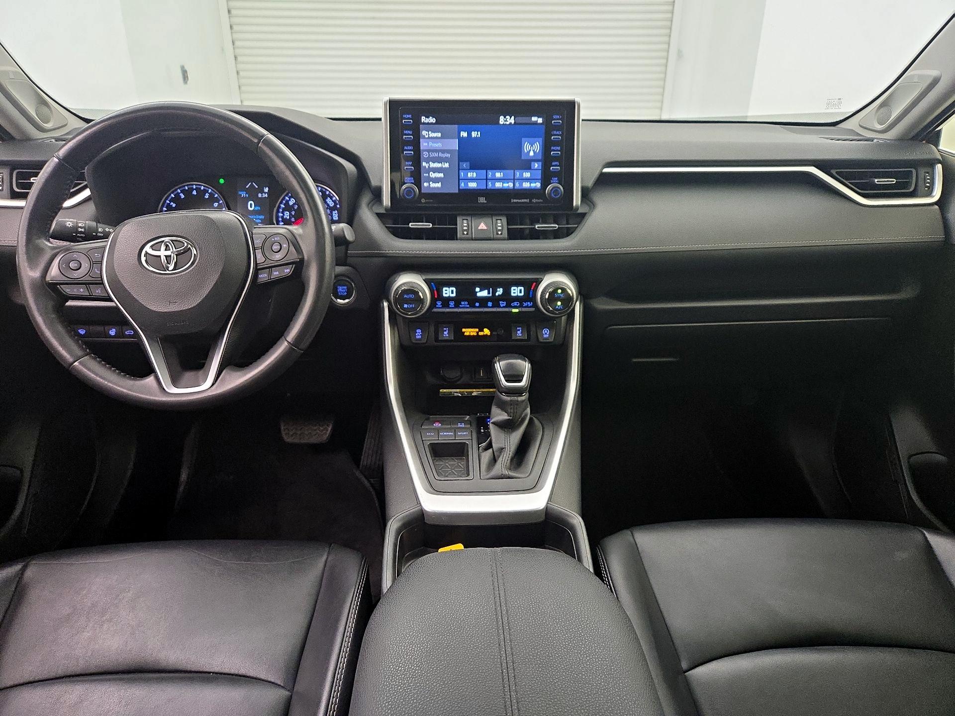 Thumbnail: 2020 Toyota RAV4 - 9