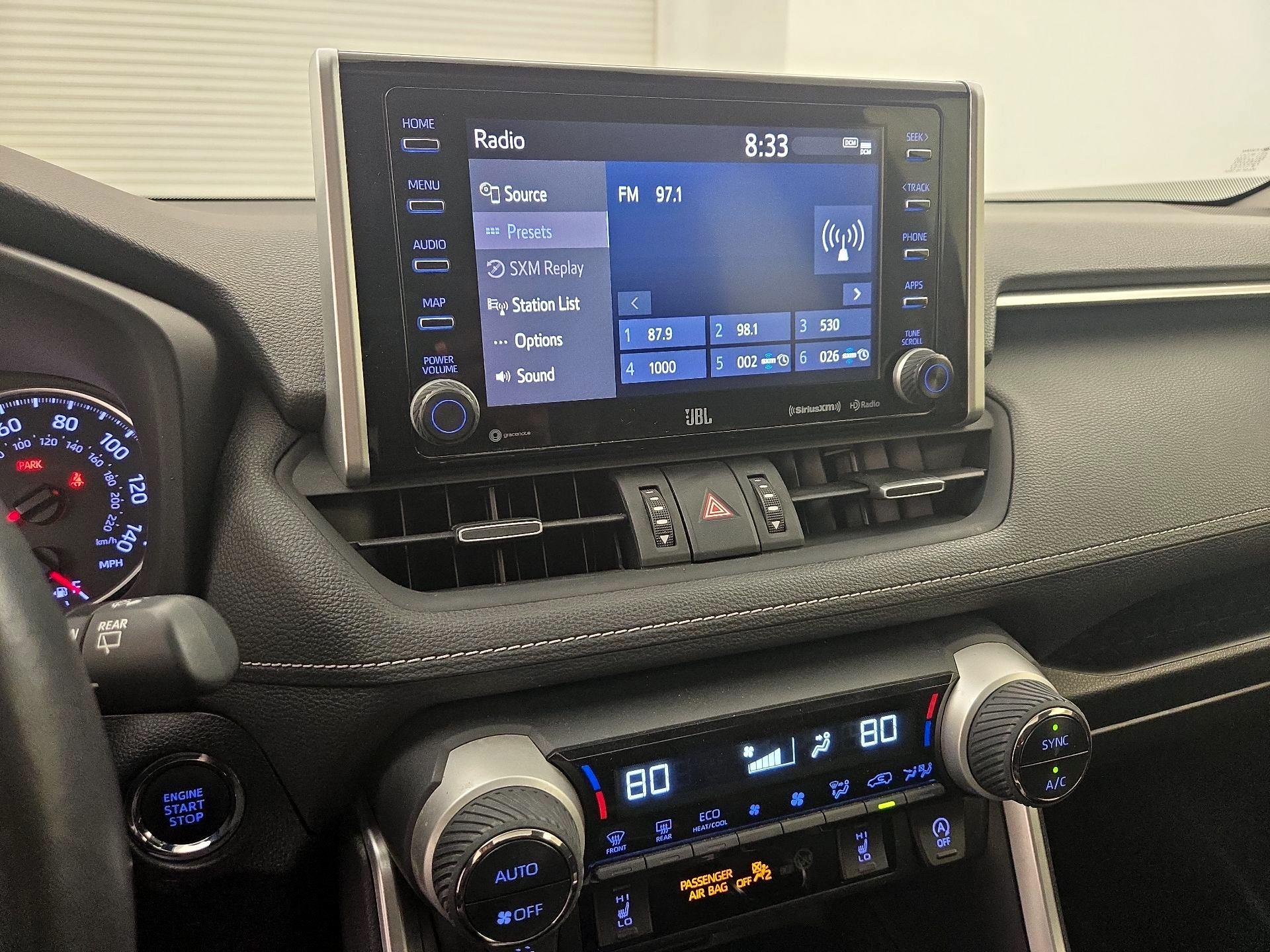 Thumbnail: 2020 Toyota RAV4 - 15