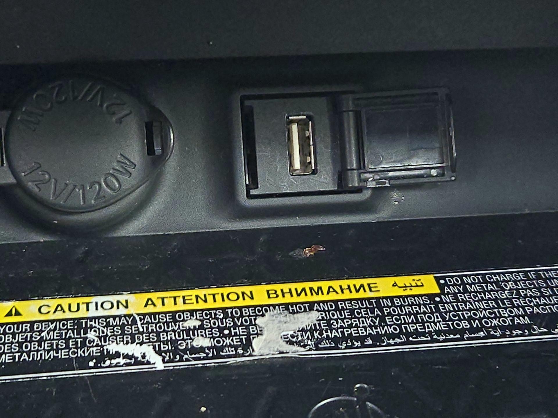 Thumbnail: 2020 Toyota RAV4 - 18