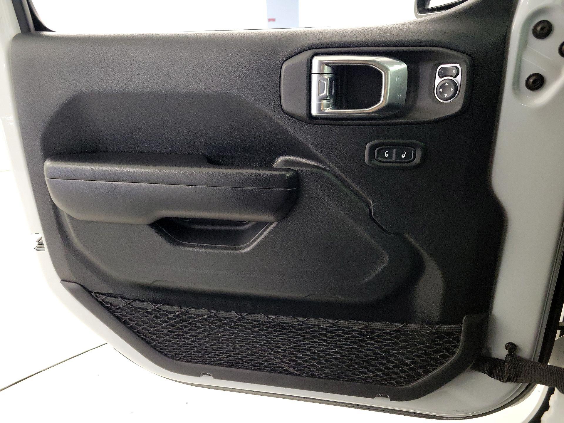 Thumbnail: 2021 Jeep Wrangler - 12