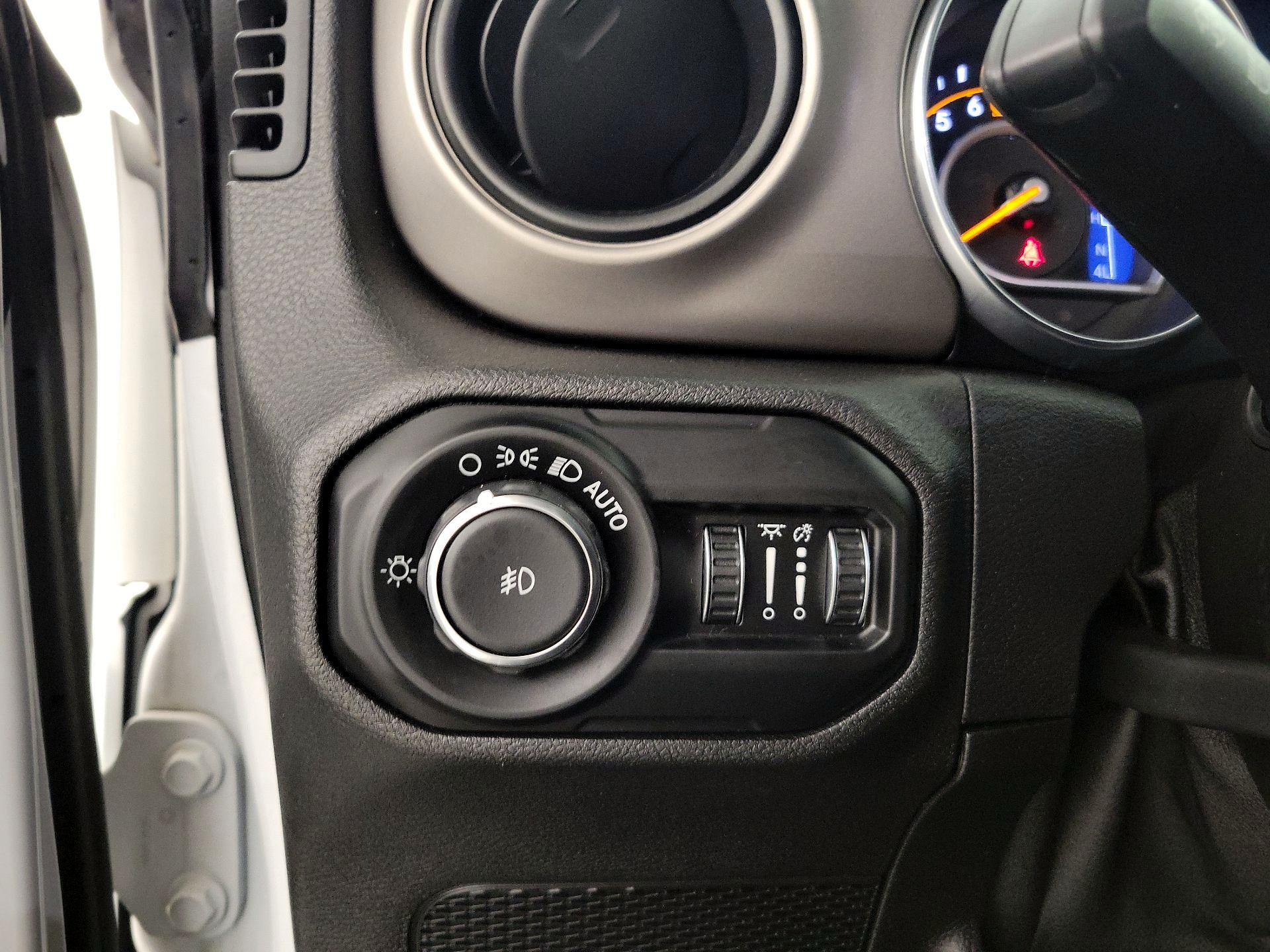 Thumbnail: 2021 Jeep Wrangler - 13