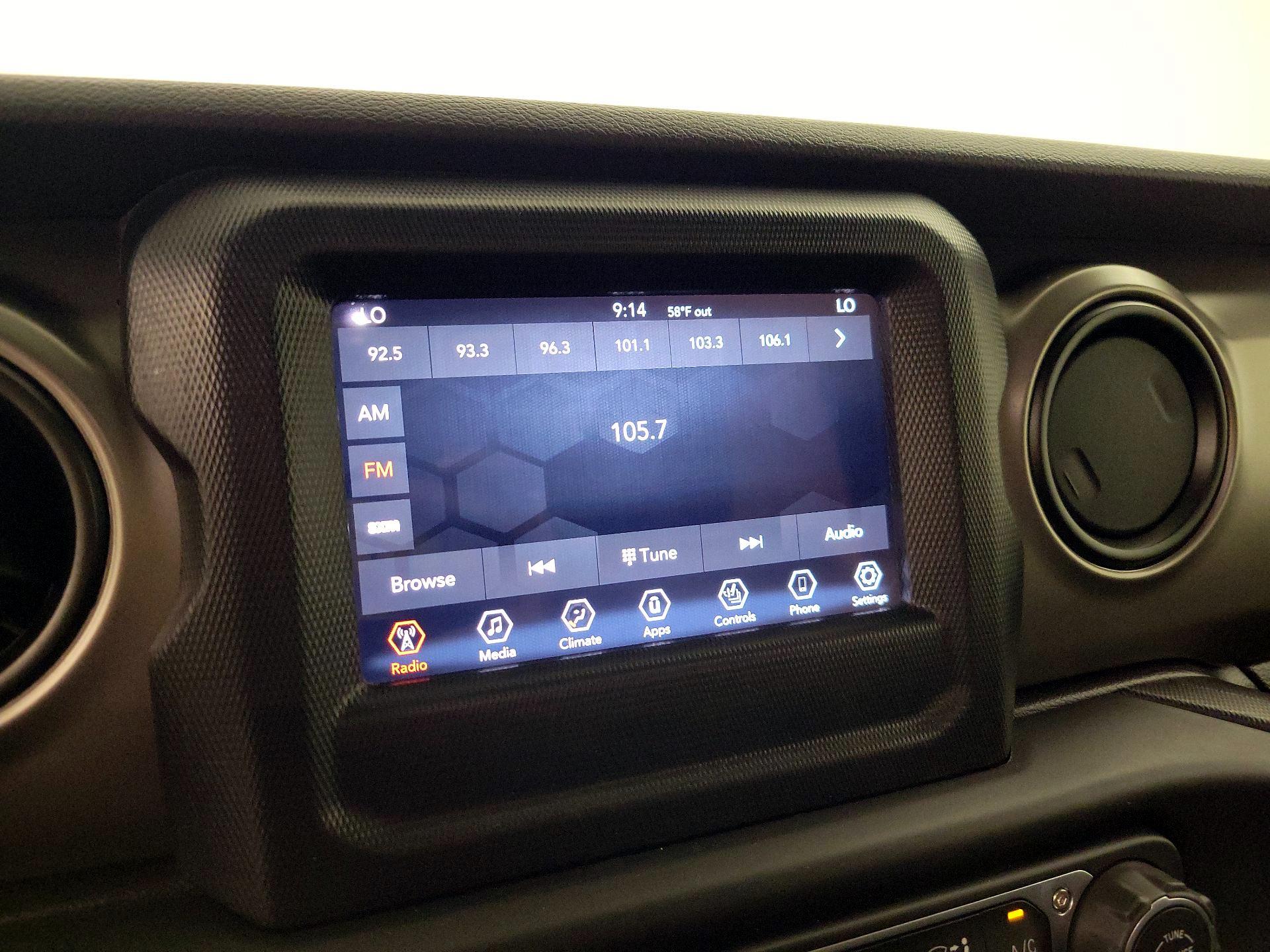 Thumbnail: 2021 Jeep Wrangler - 15