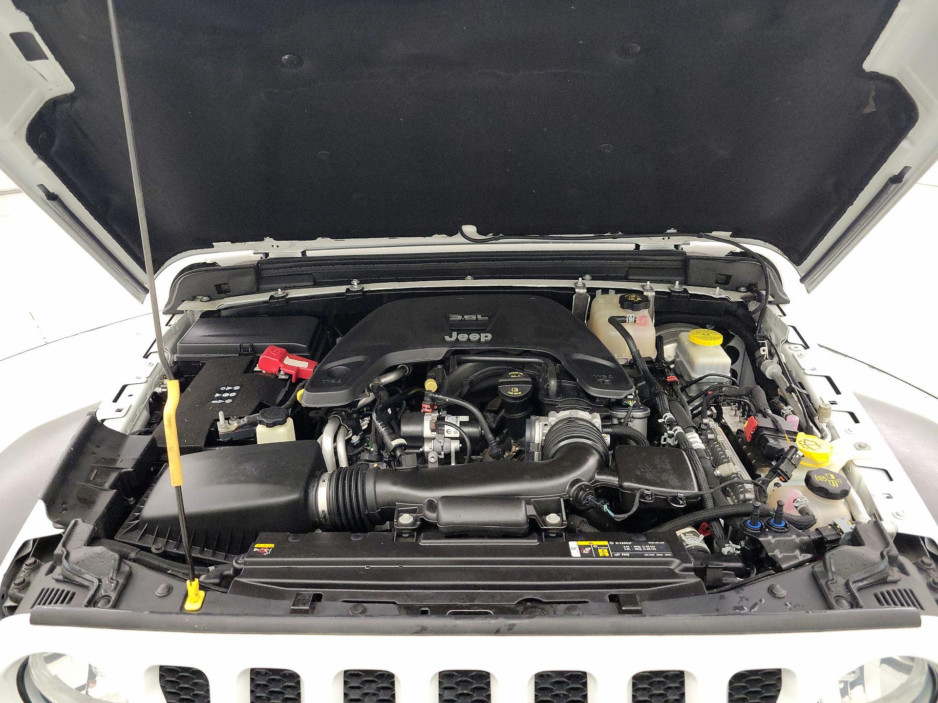 Thumbnail: 2021 Jeep Wrangler - 20