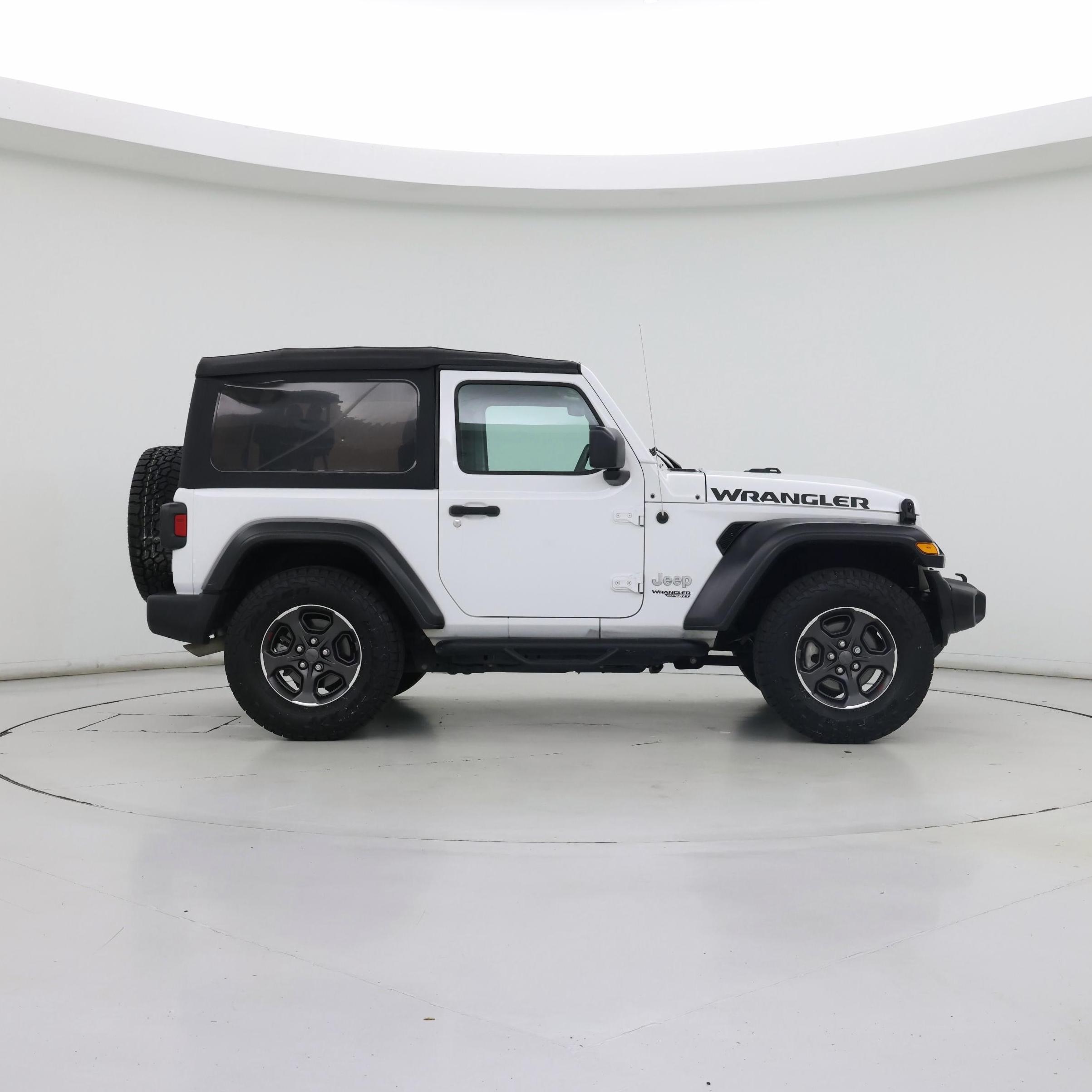 Thumbnail: 2021 Jeep Wrangler - 7