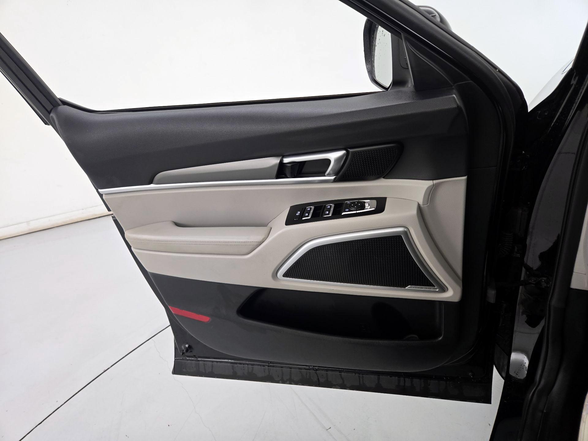 Thumbnail: 2020 Kia Telluride - 12