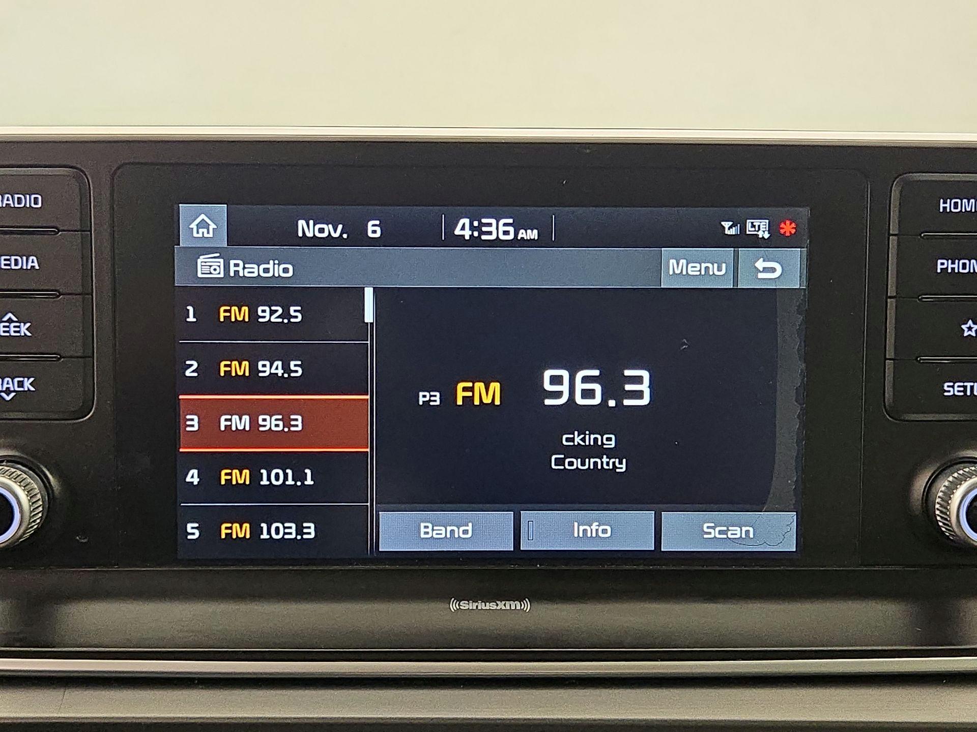 Thumbnail: 2020 Kia Telluride - 15