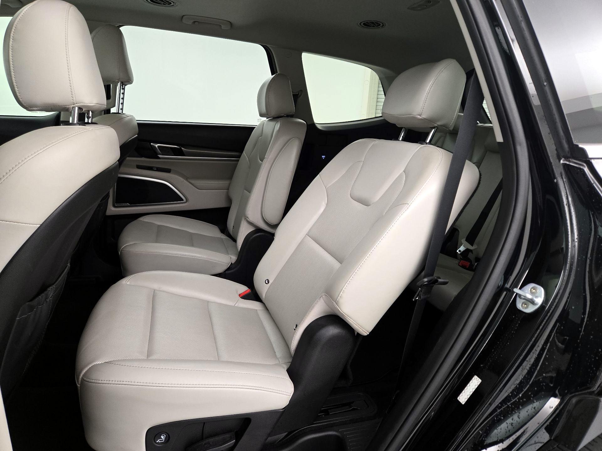 Thumbnail: 2020 Kia Telluride - 20