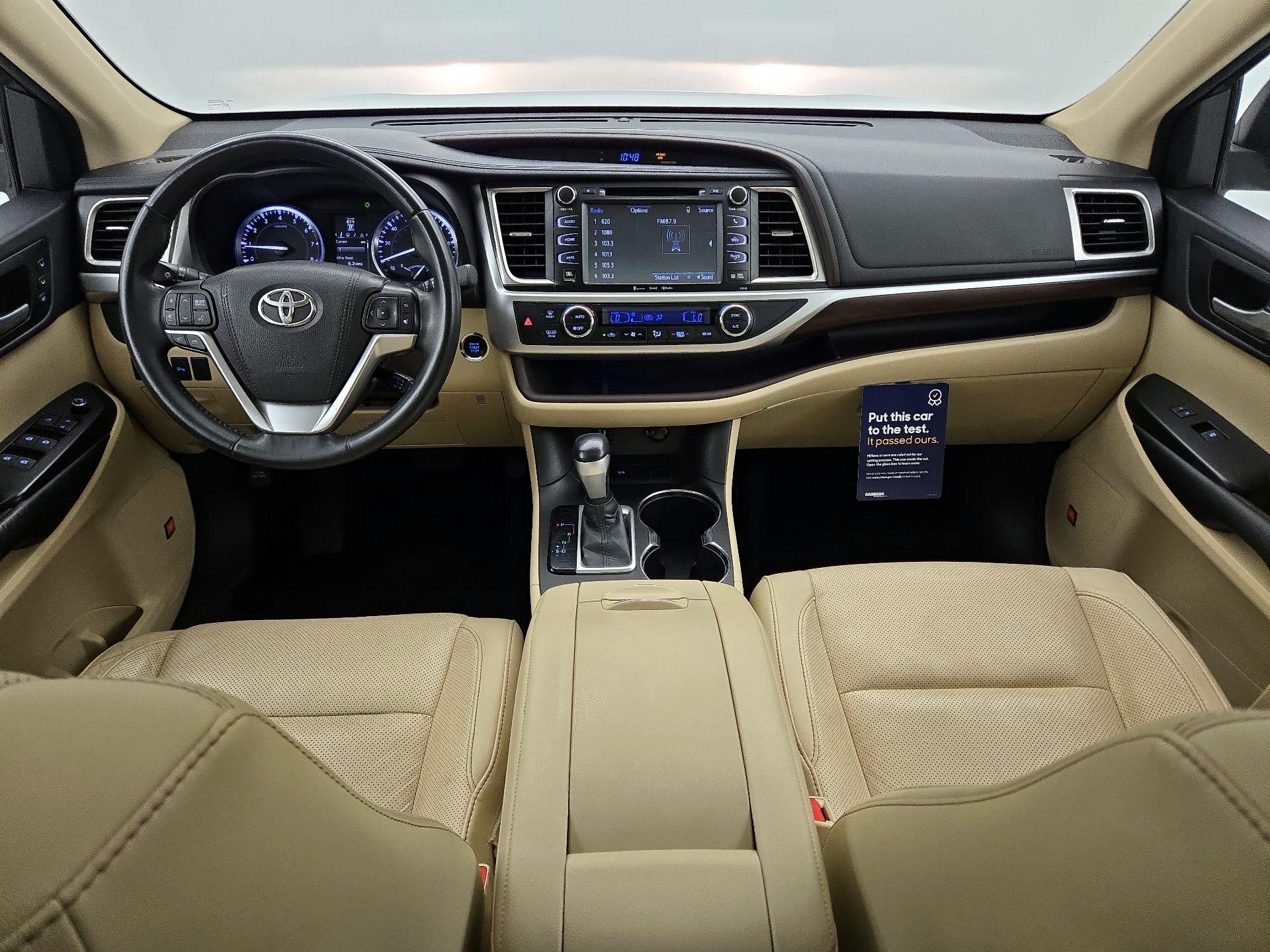 Thumbnail: 2016 Toyota Highlander - 9