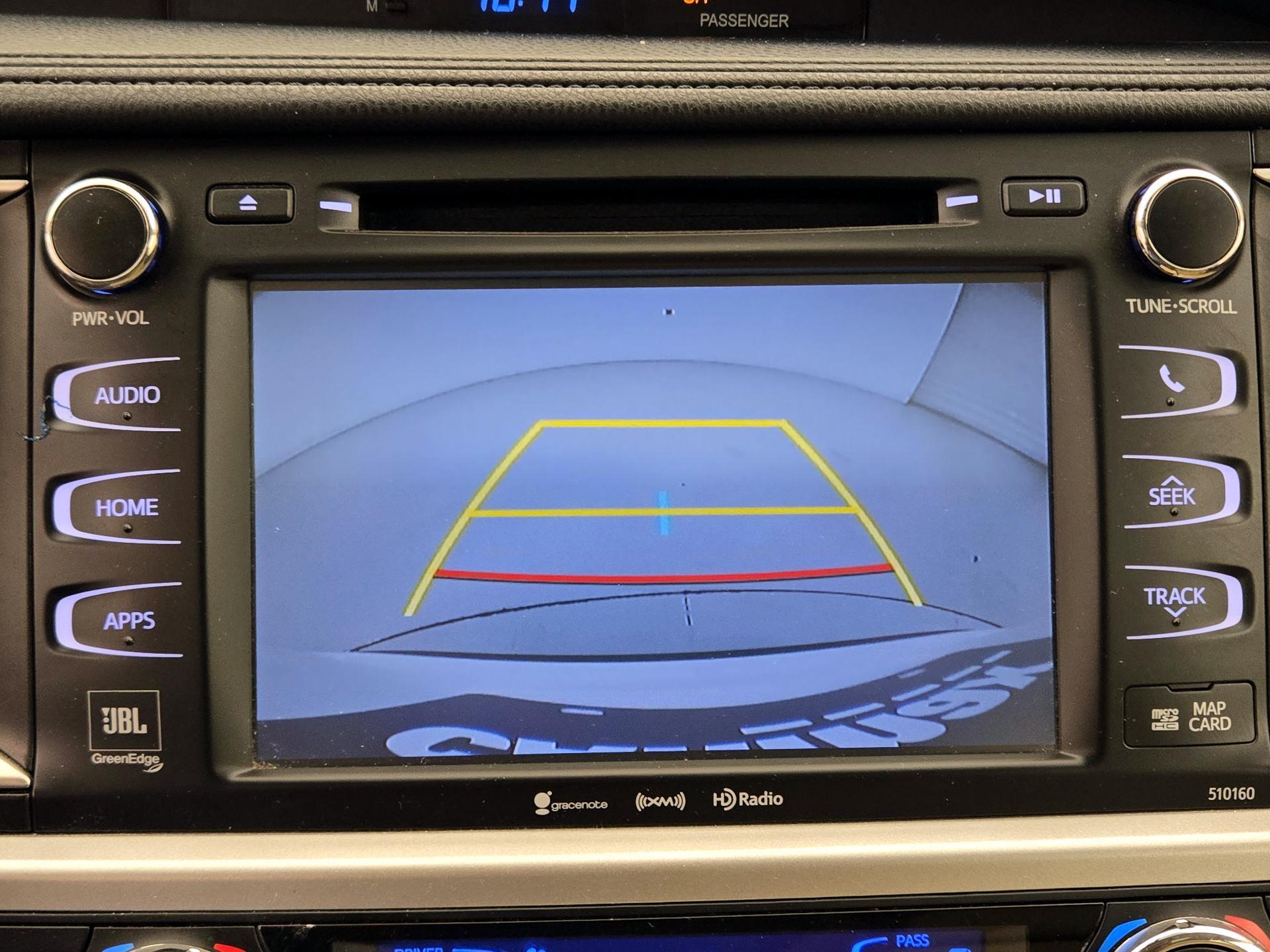 Thumbnail: 2016 Toyota Highlander - 14