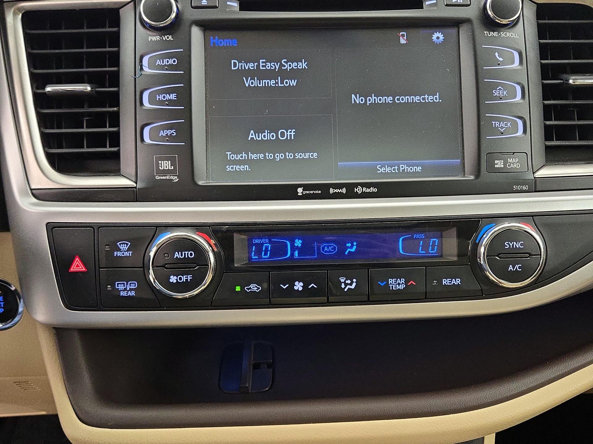 Thumbnail: 2016 Toyota Highlander - 16