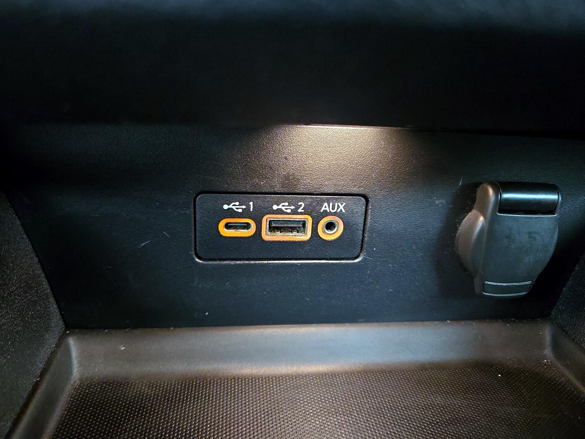 Thumbnail: 2021 Nissan Altima - 18