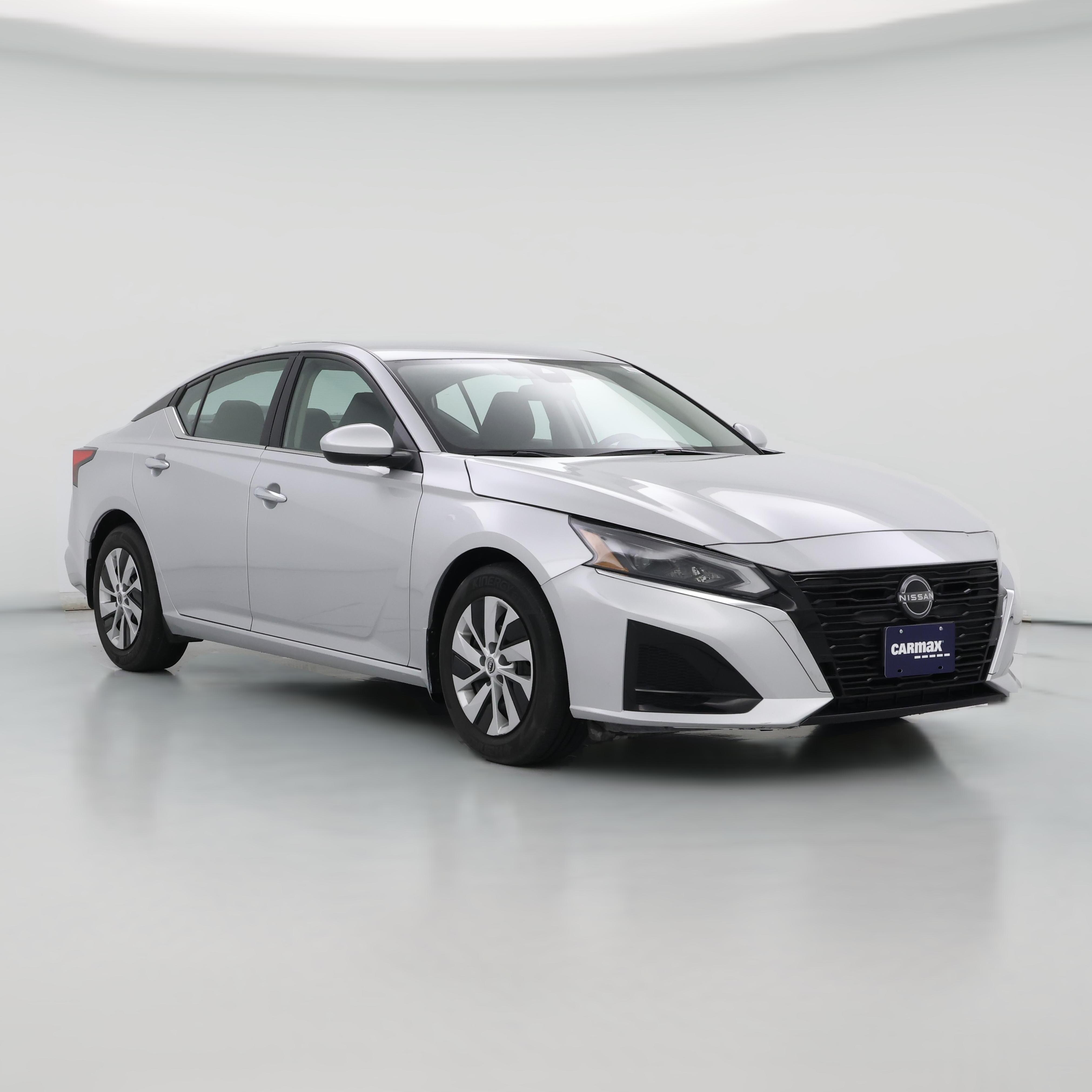 Thumbnail: 2023 Nissan Altima - 1