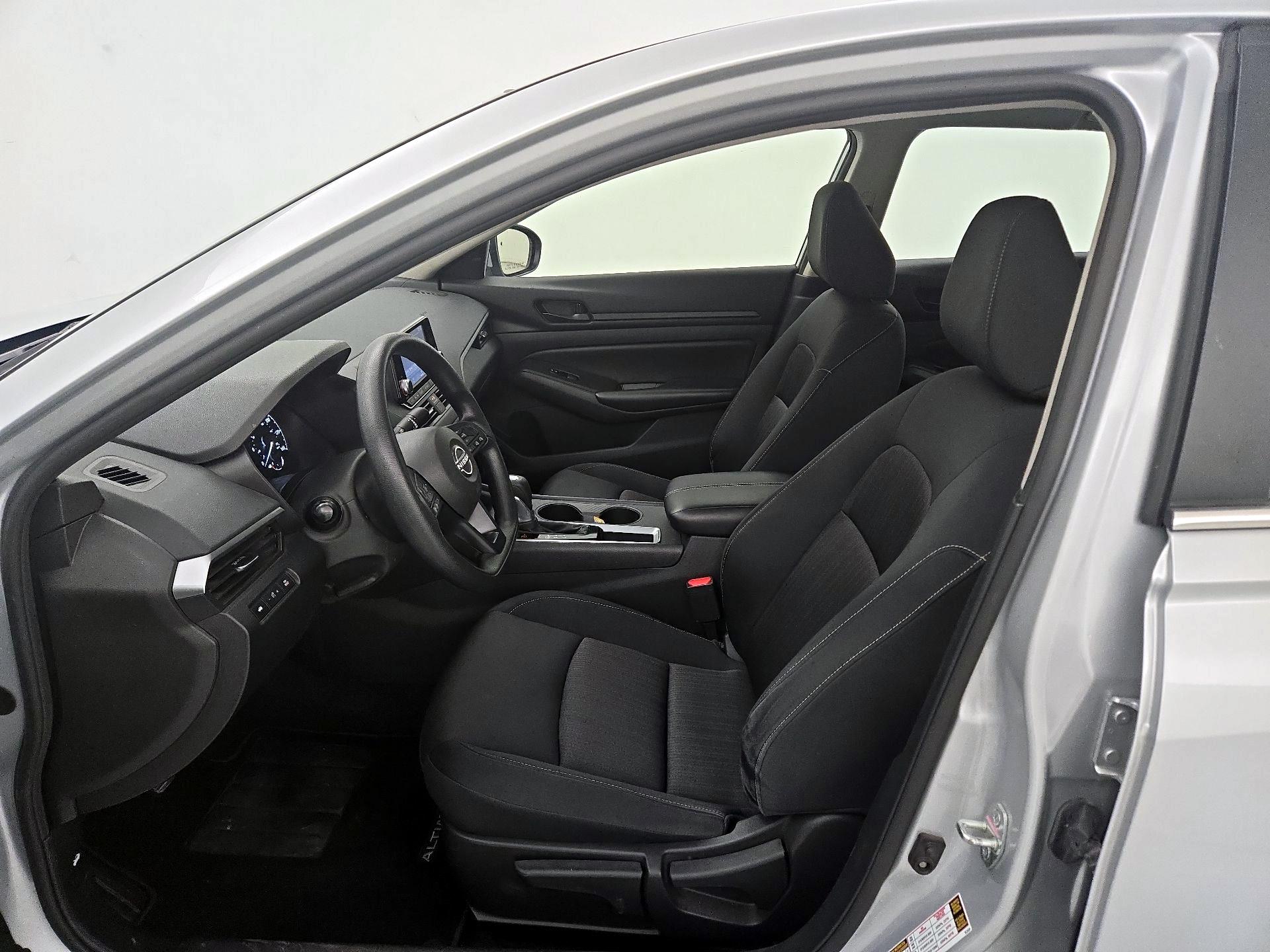 Thumbnail: 2023 Nissan Altima - 11