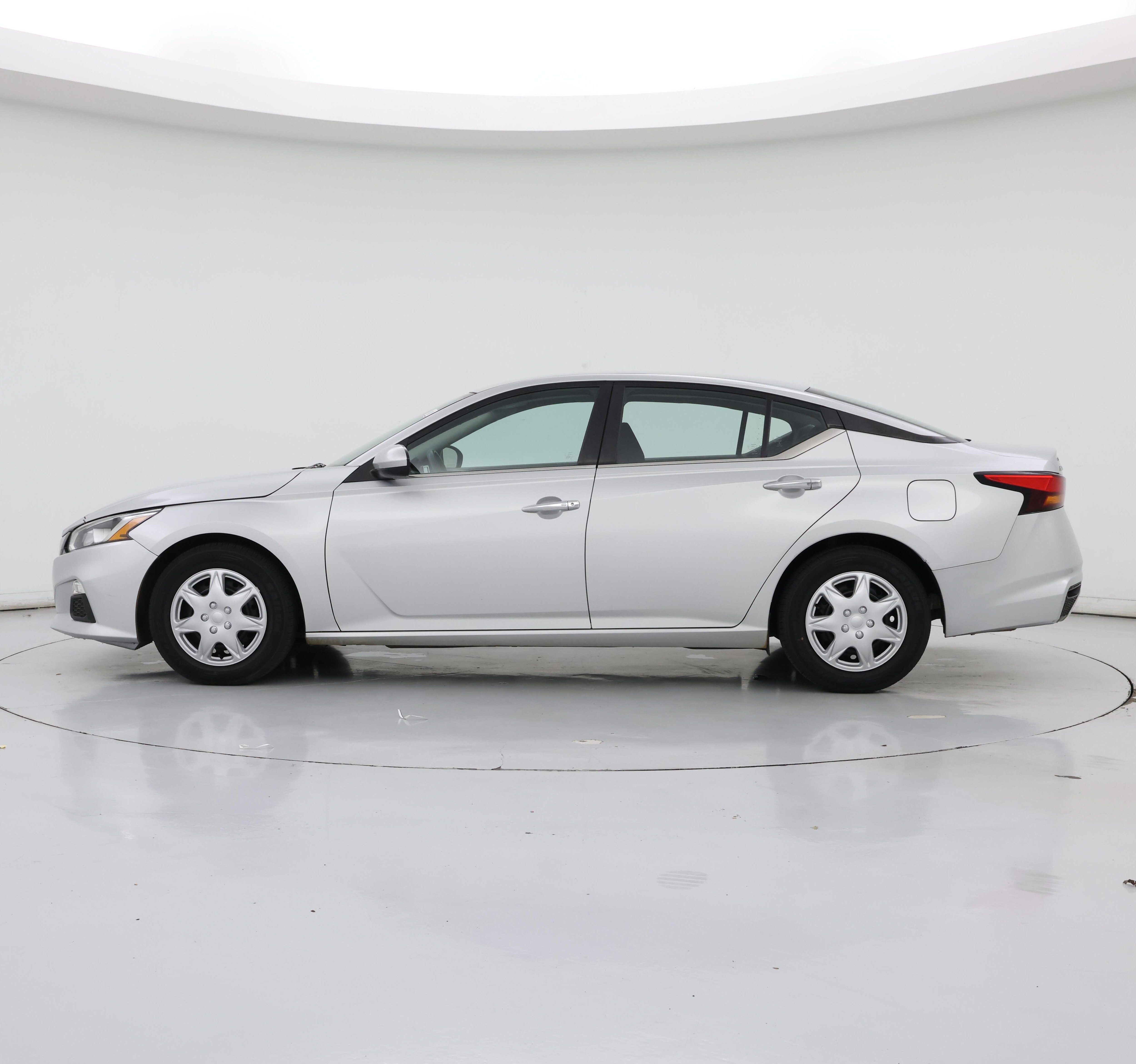 Thumbnail: 2021 Nissan Altima - 3