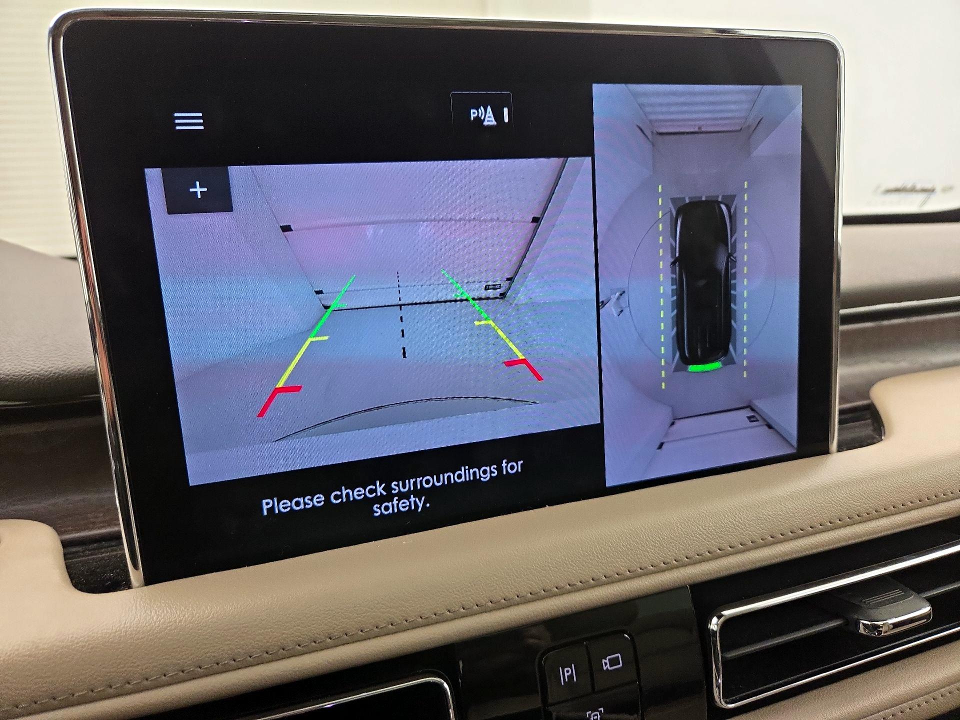 Thumbnail: 2022 Lincoln Aviator - 15