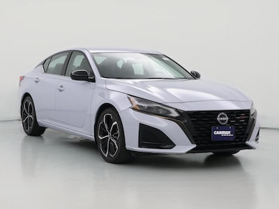 Gray 2023 Nissan Altima SR