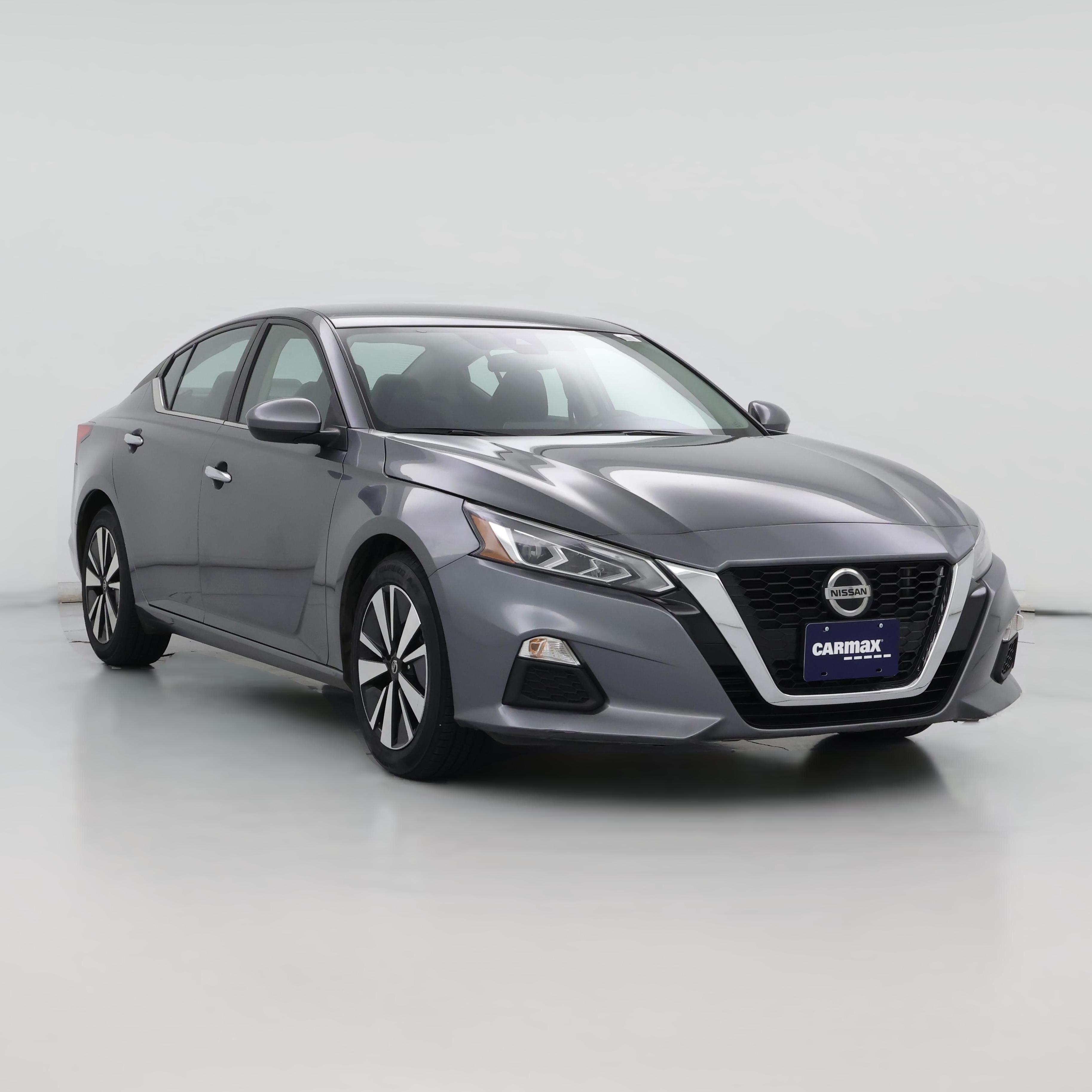 Thumbnail: 2022 Nissan Altima - 1