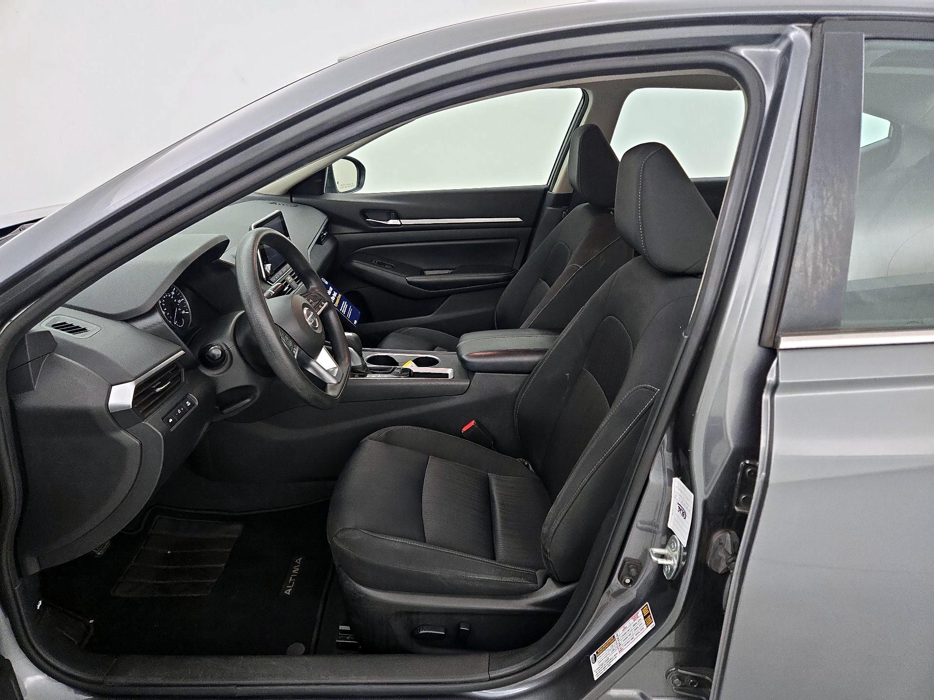 Thumbnail: 2022 Nissan Altima - 11