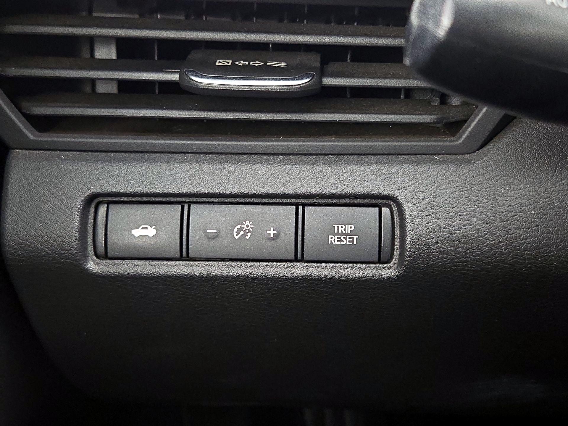 Thumbnail: 2022 Nissan Altima - 13