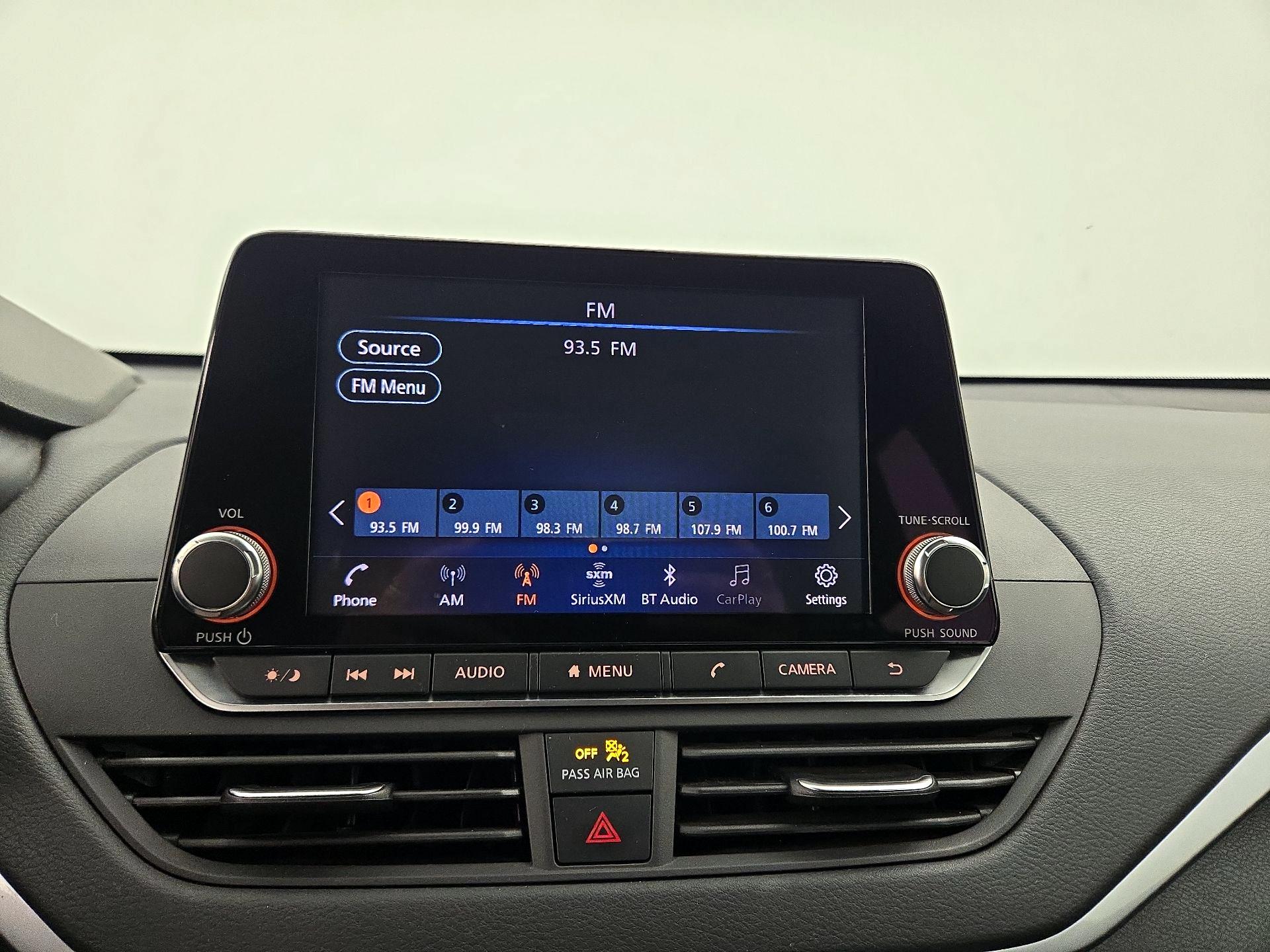 Thumbnail: 2022 Nissan Altima - 15