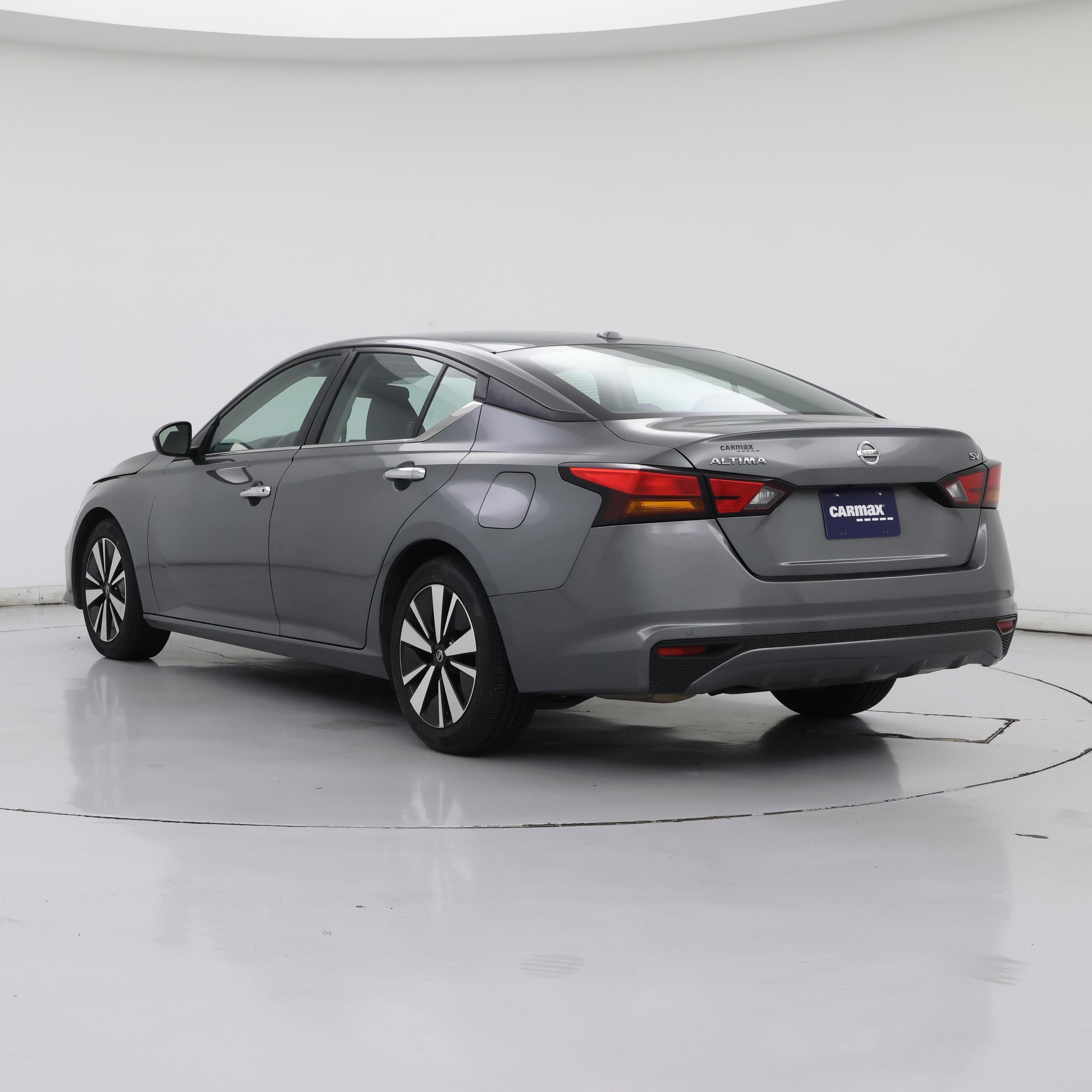 Thumbnail: 2022 Nissan Altima - 2