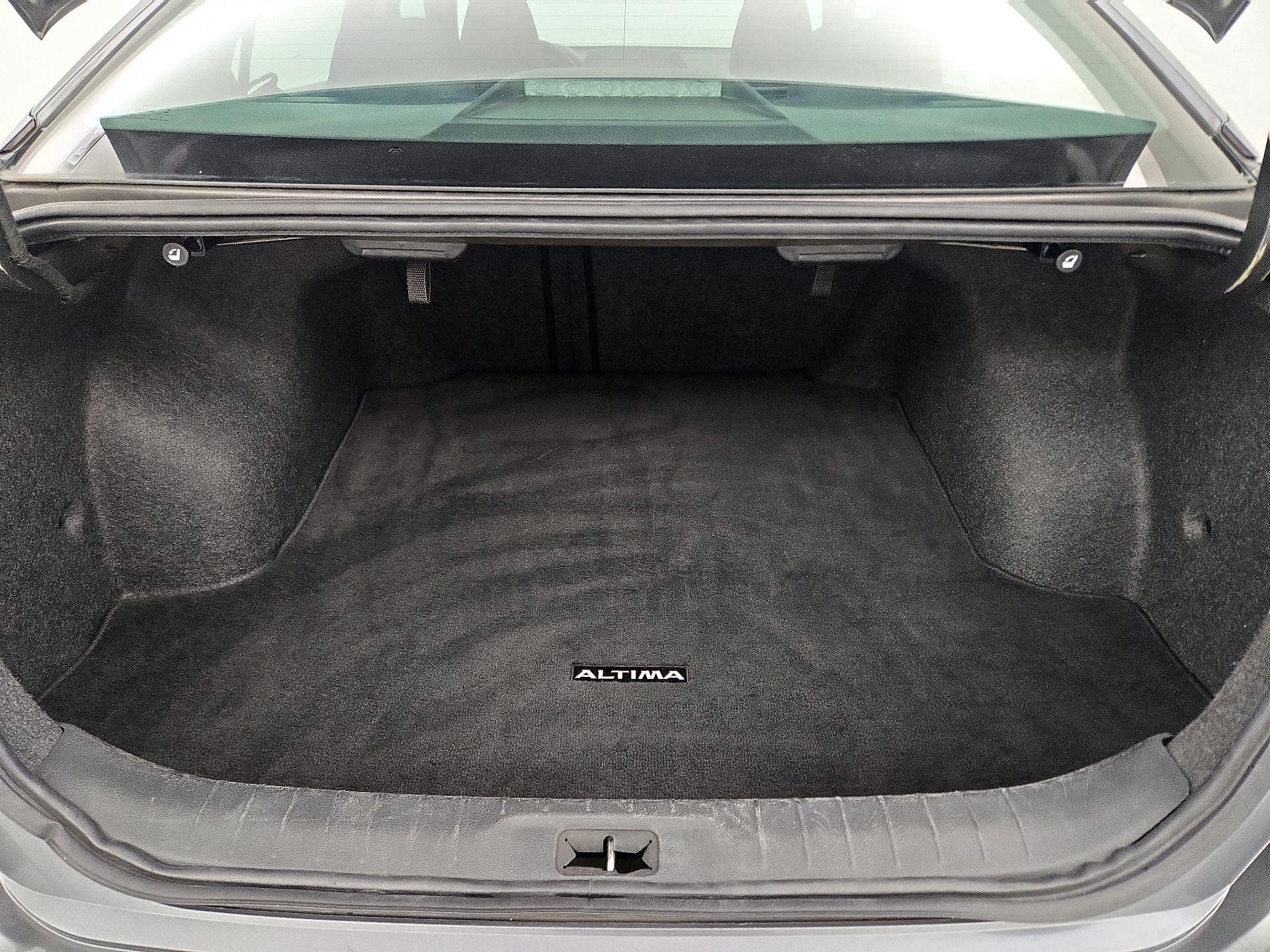 Thumbnail: 2022 Nissan Altima - 20