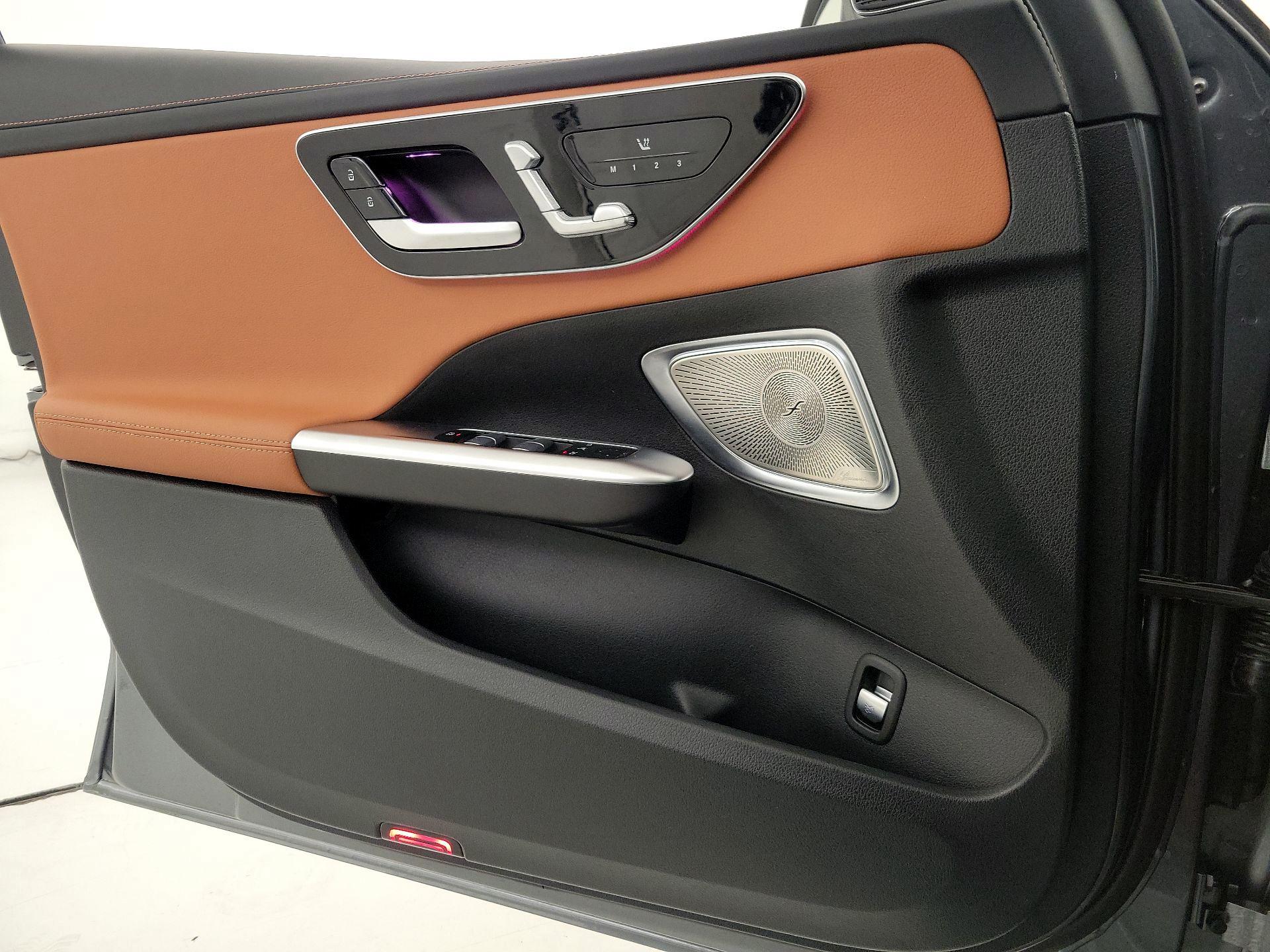 Thumbnail: 2024 Mercedes-Benz C-Class - 12