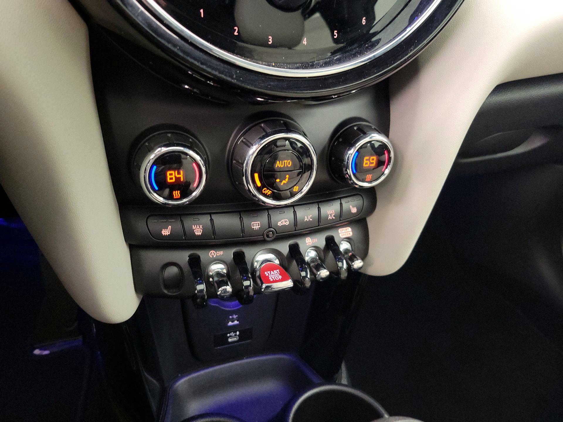 Thumbnail: 2022 MINI Cooper Hardtop - 17