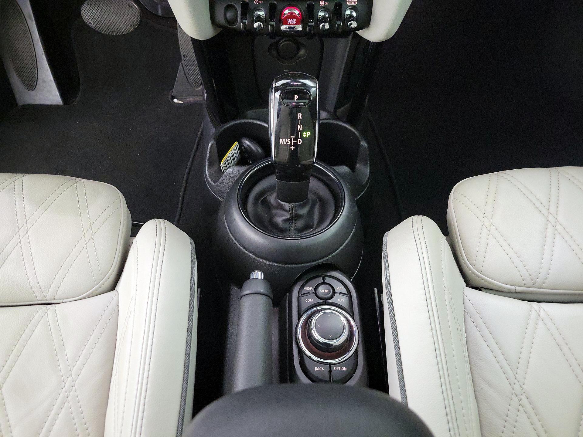 Thumbnail: 2022 MINI Cooper Hardtop - 18