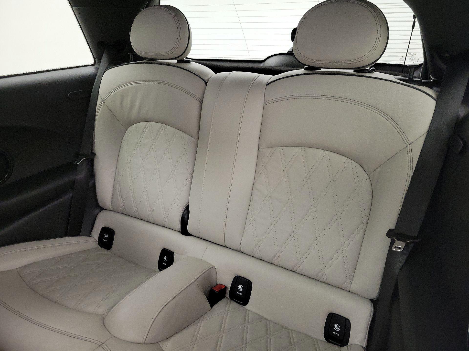 Thumbnail: 2022 MINI Cooper Hardtop - 20