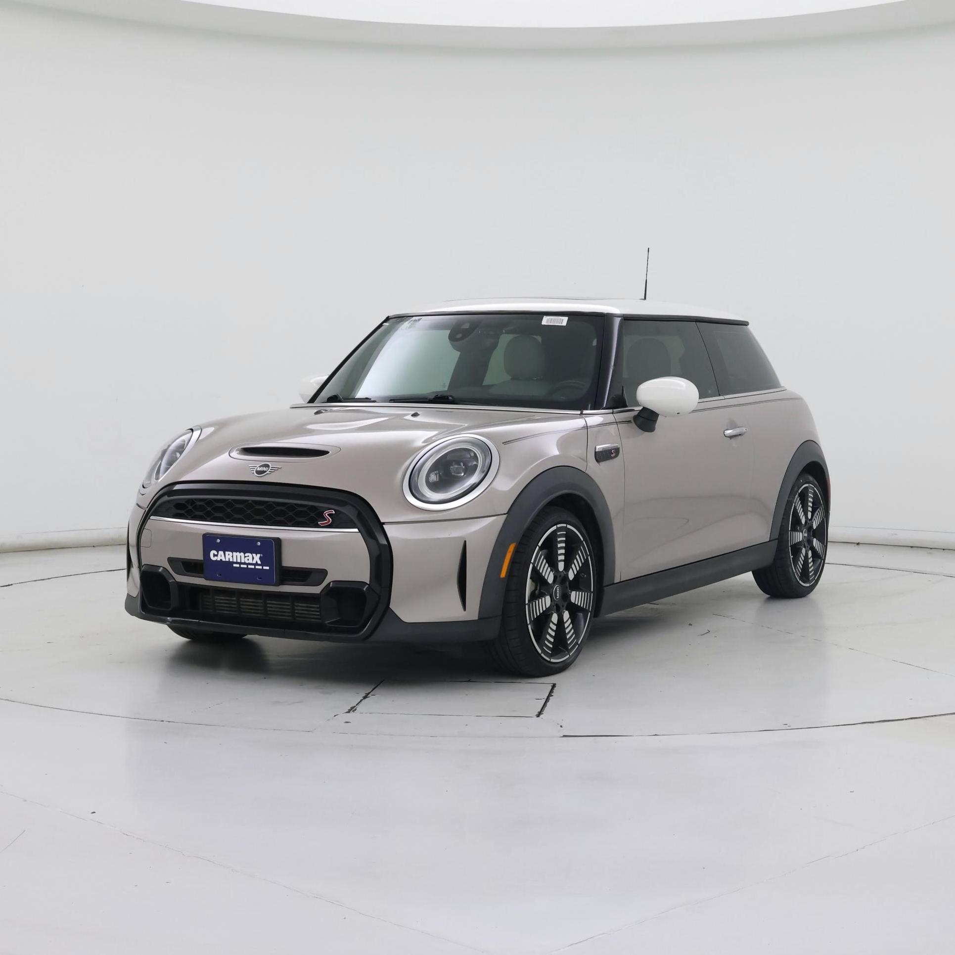 Thumbnail: 2022 MINI Cooper Hardtop - 4