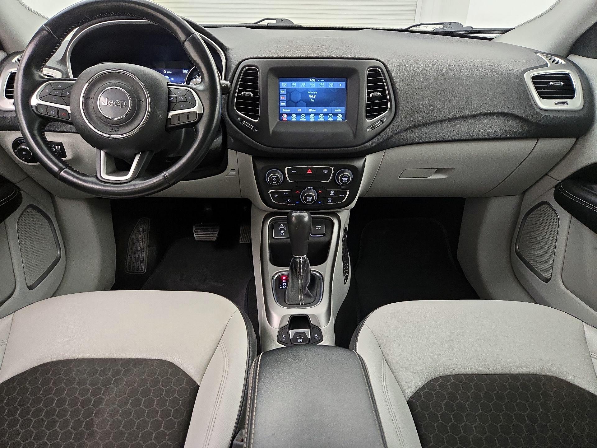 Thumbnail: 2021 Jeep Compass - 9