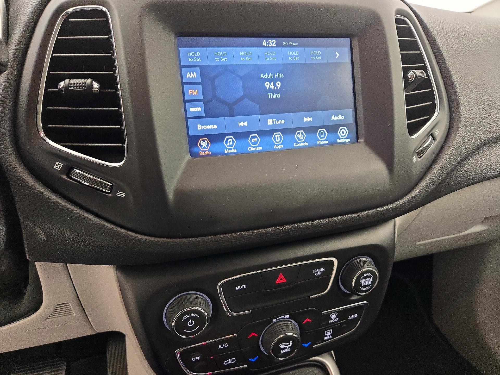 Thumbnail: 2021 Jeep Compass - 15