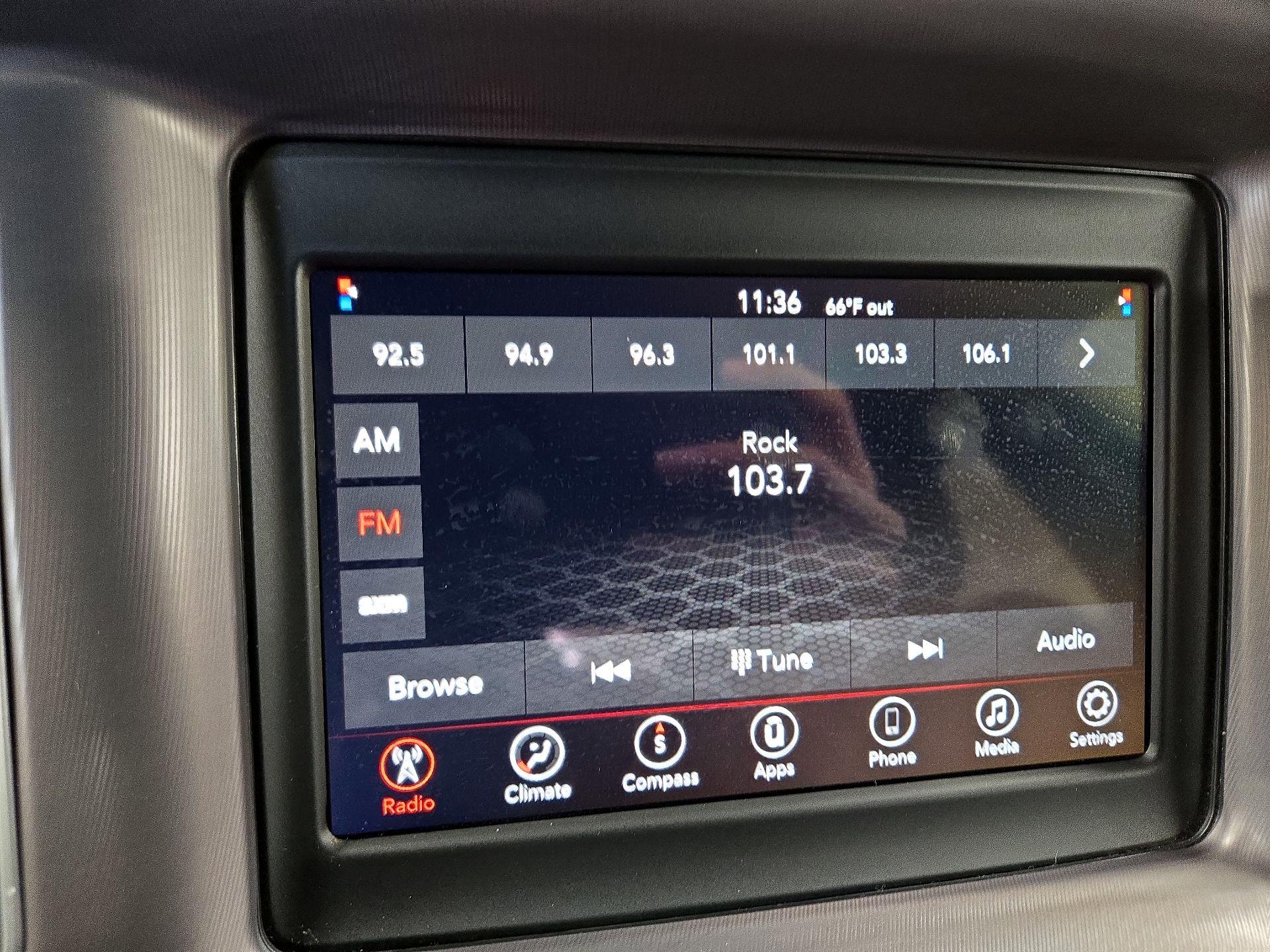 Thumbnail: 2022 Dodge Charger - 15