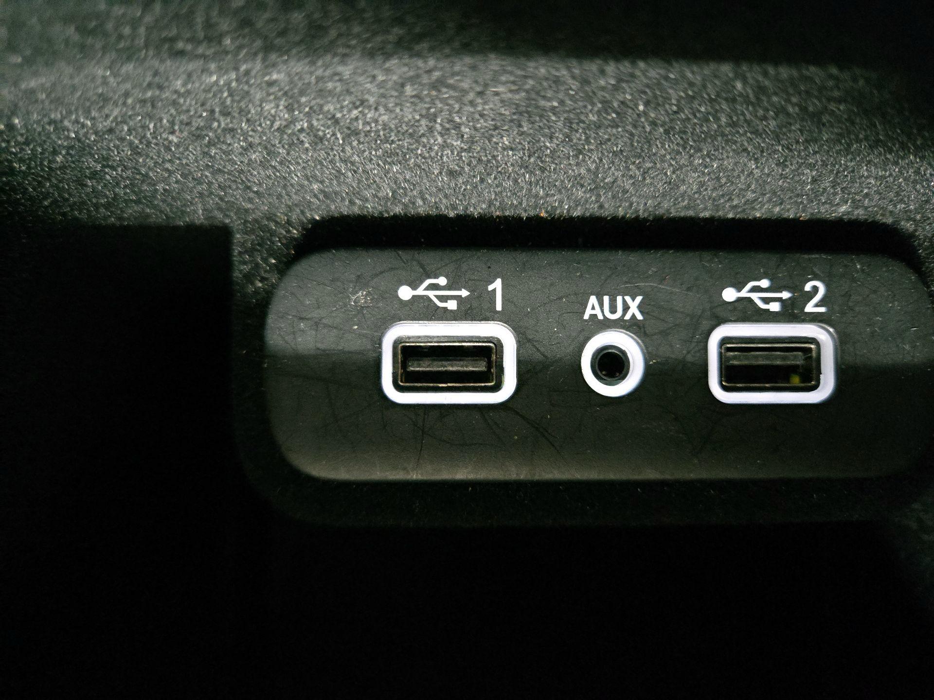 Thumbnail: 2022 Dodge Charger - 18