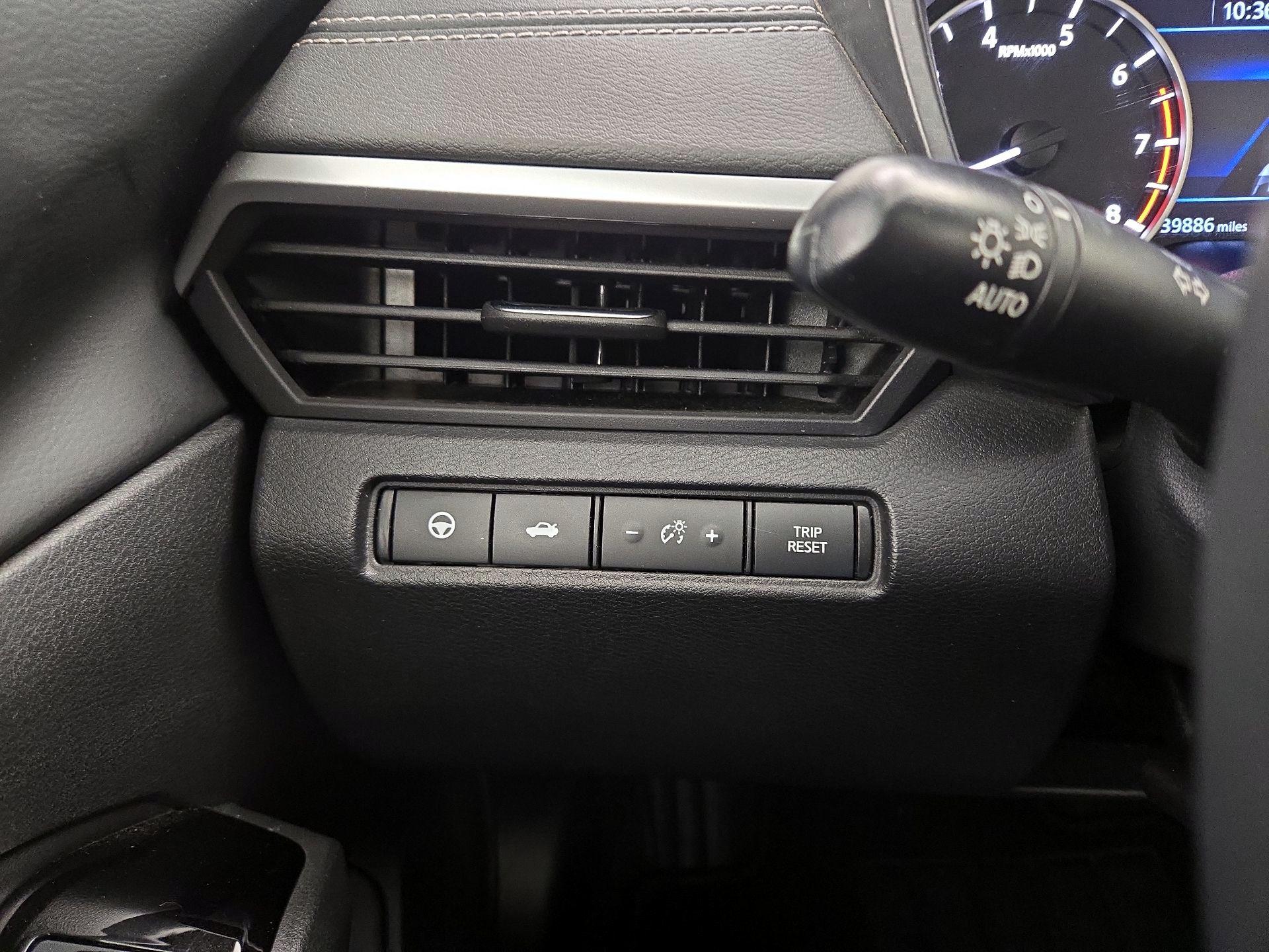 Thumbnail: 2022 Nissan Altima - 13