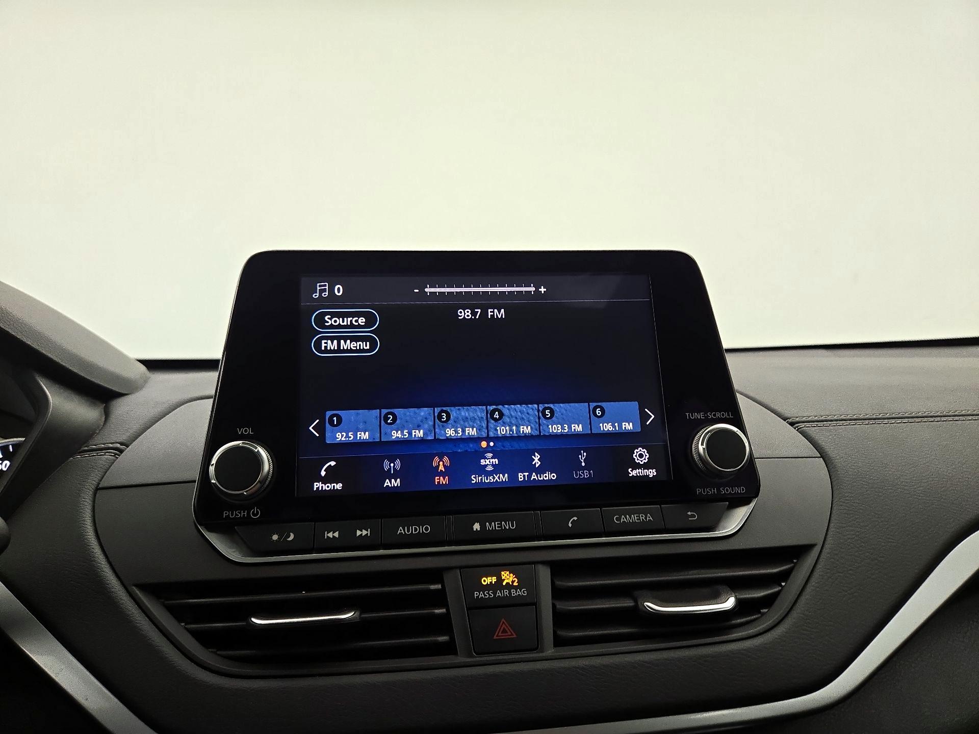 Thumbnail: 2022 Nissan Altima - 15