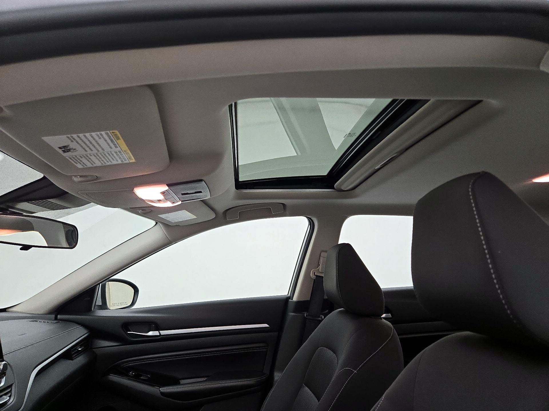 Thumbnail: 2022 Nissan Altima - 19